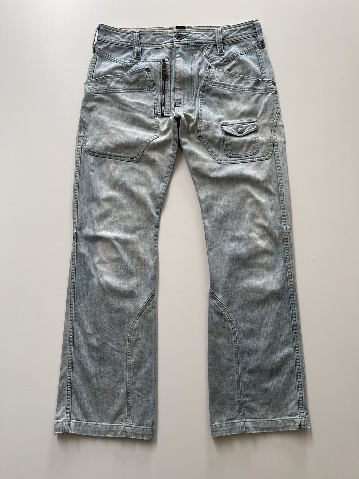 Diesel CRAZY DISTRESSED FLARE MULTIPOCKET DENIM Size US 32 / EU 48 - 2 Thumbnail
