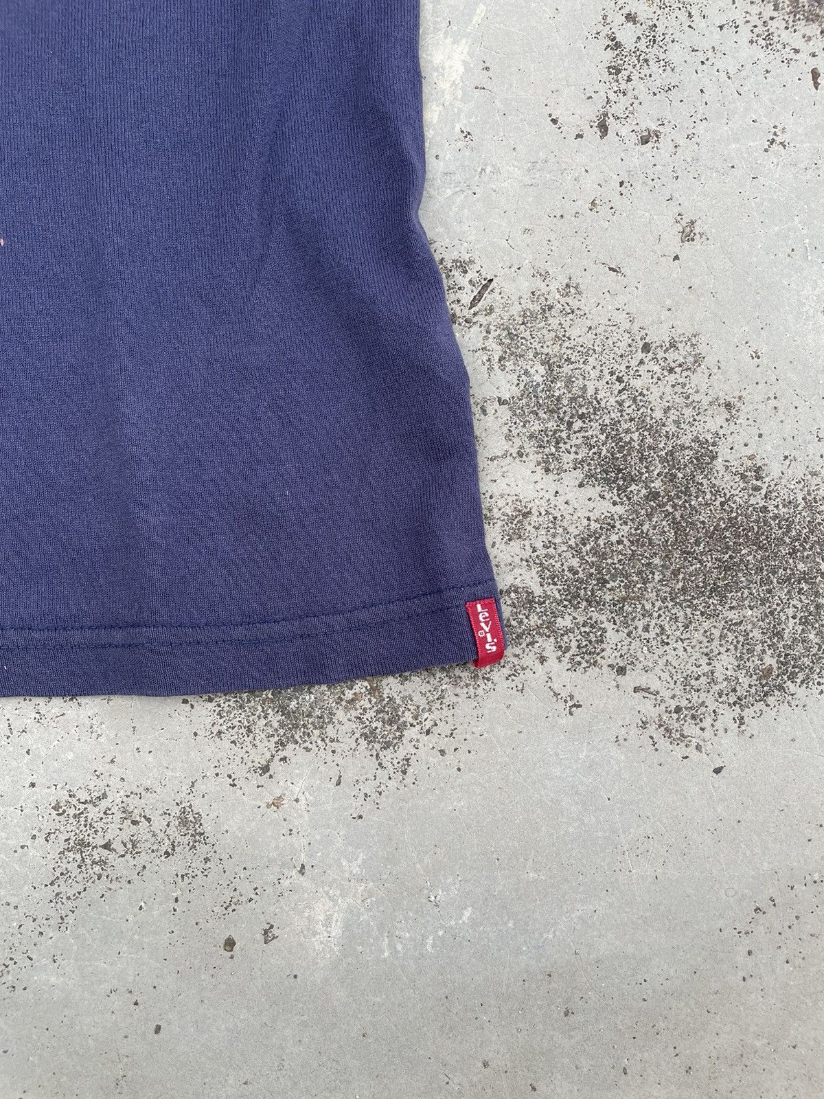 Levi's NATURALLY AGED DISSTRESSED LEVI’S TEE Size US M / EU 48-50 / 2 - 6 Thumbnail