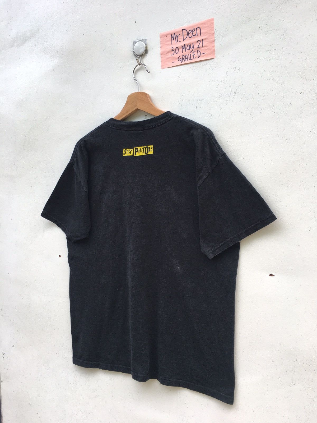 Band Tees Vintage 00’s Sid Vicious Sex Pistols Punk Tshirt Size US L / EU 52-54 / 3 - 15 Thumbnail