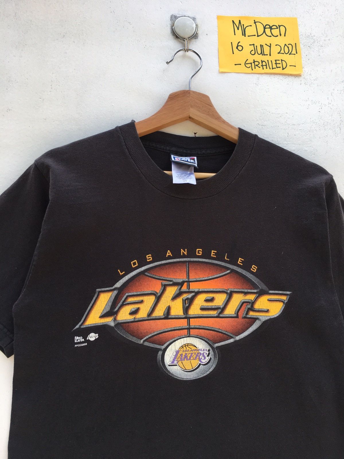 NBA Vintage NBA Los Angeles Lakers Tshirt Size US S / EU 44-46 / 1 - 1 Thumbnail