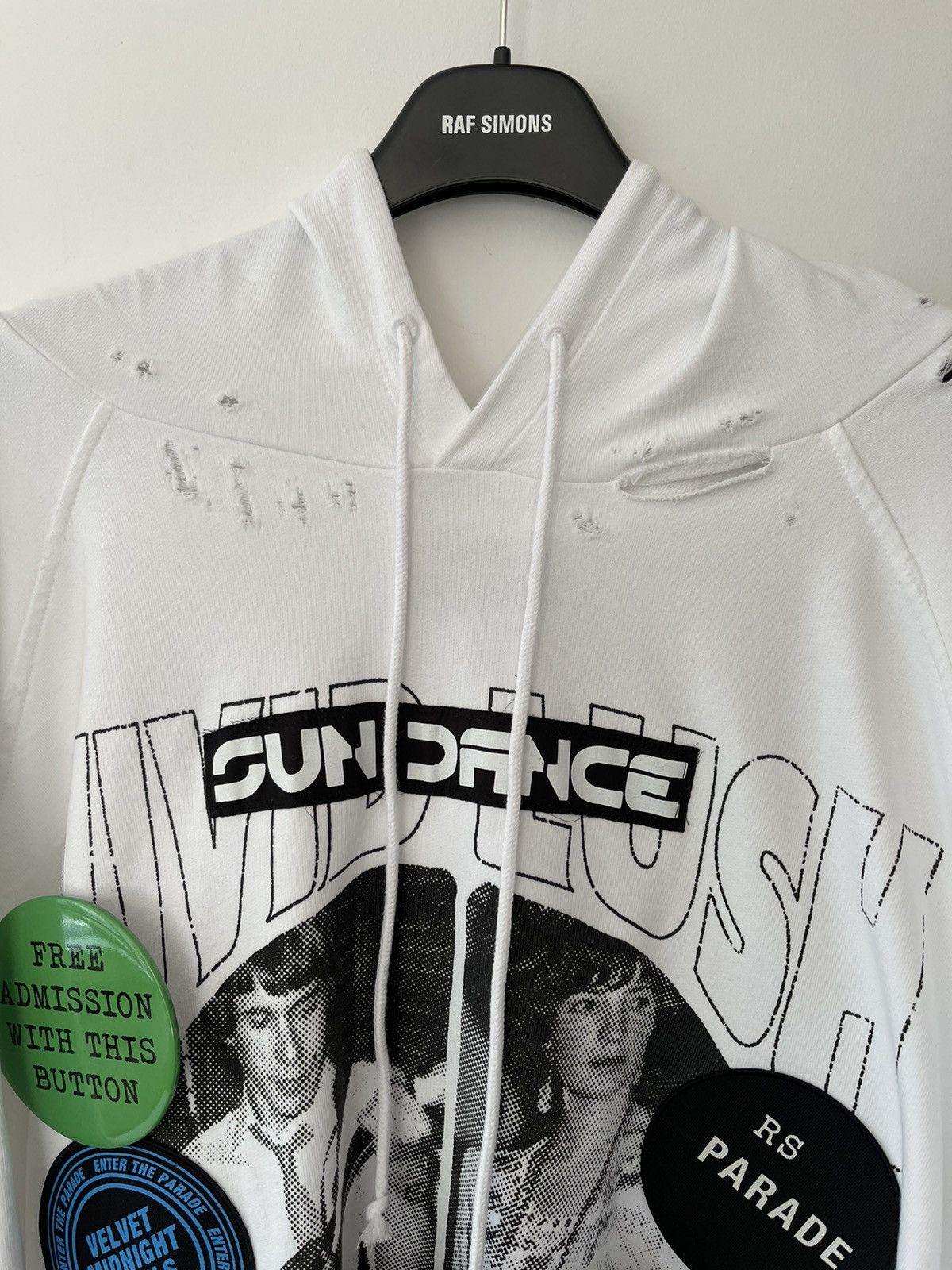 Raf Simons Raf Simons White 'Sun Dance' Hoodie Size US XL / EU 56 / 4 - 4 Thumbnail