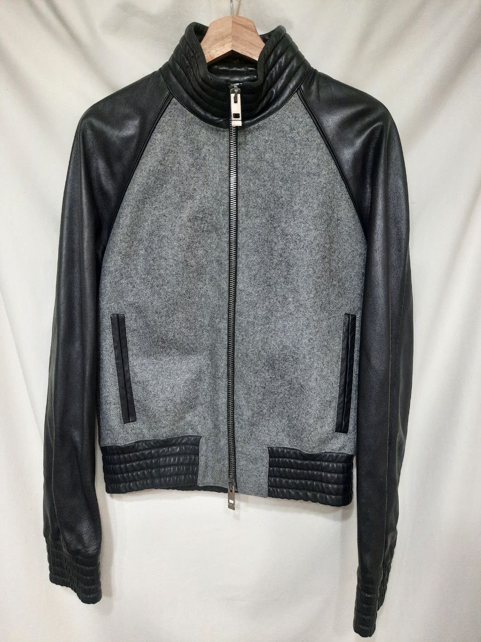 Dior × Hedi Slimane AW04 FW04 VOTC Varsity Leather Wool Bomber Jacket Size US S / EU 44-46 / 1 - 1 Thumbnail