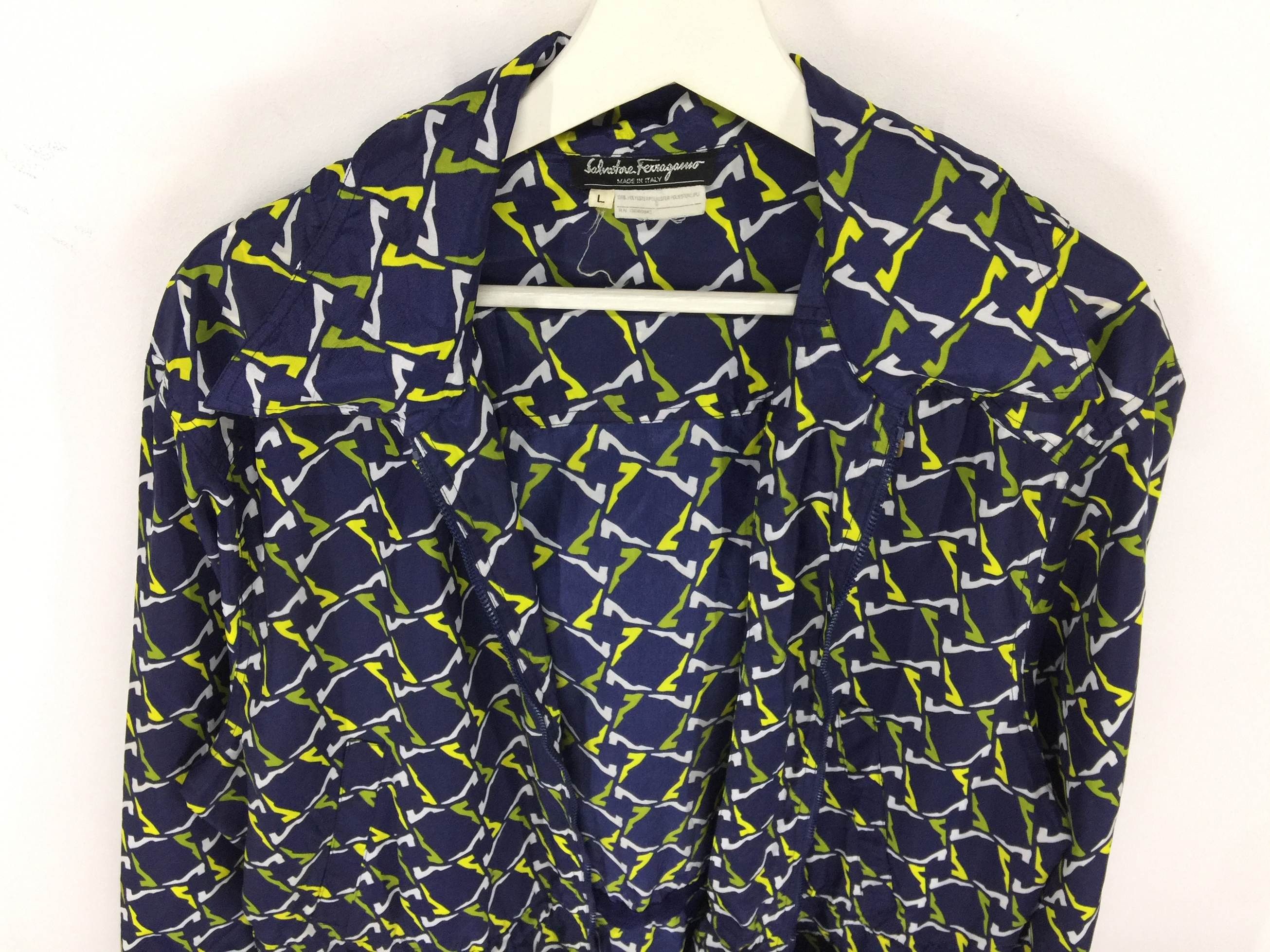 Salvatore Ferragamo Salvatore ferragamo all over abstract raincoat jacket Size US L / EU 52-54 / 3 - 5 Thumbnail