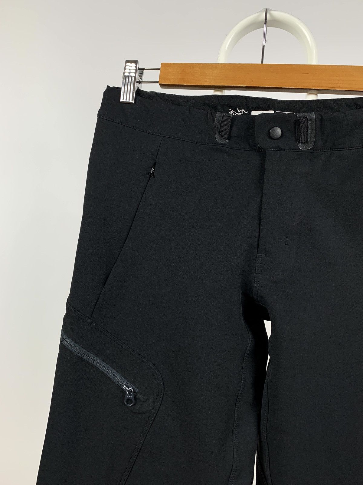Arc'teryx Vintage Arcteryx Gamma AR Black Cargo Pants Travis Style Size US 29 - 11 Thumbnail
