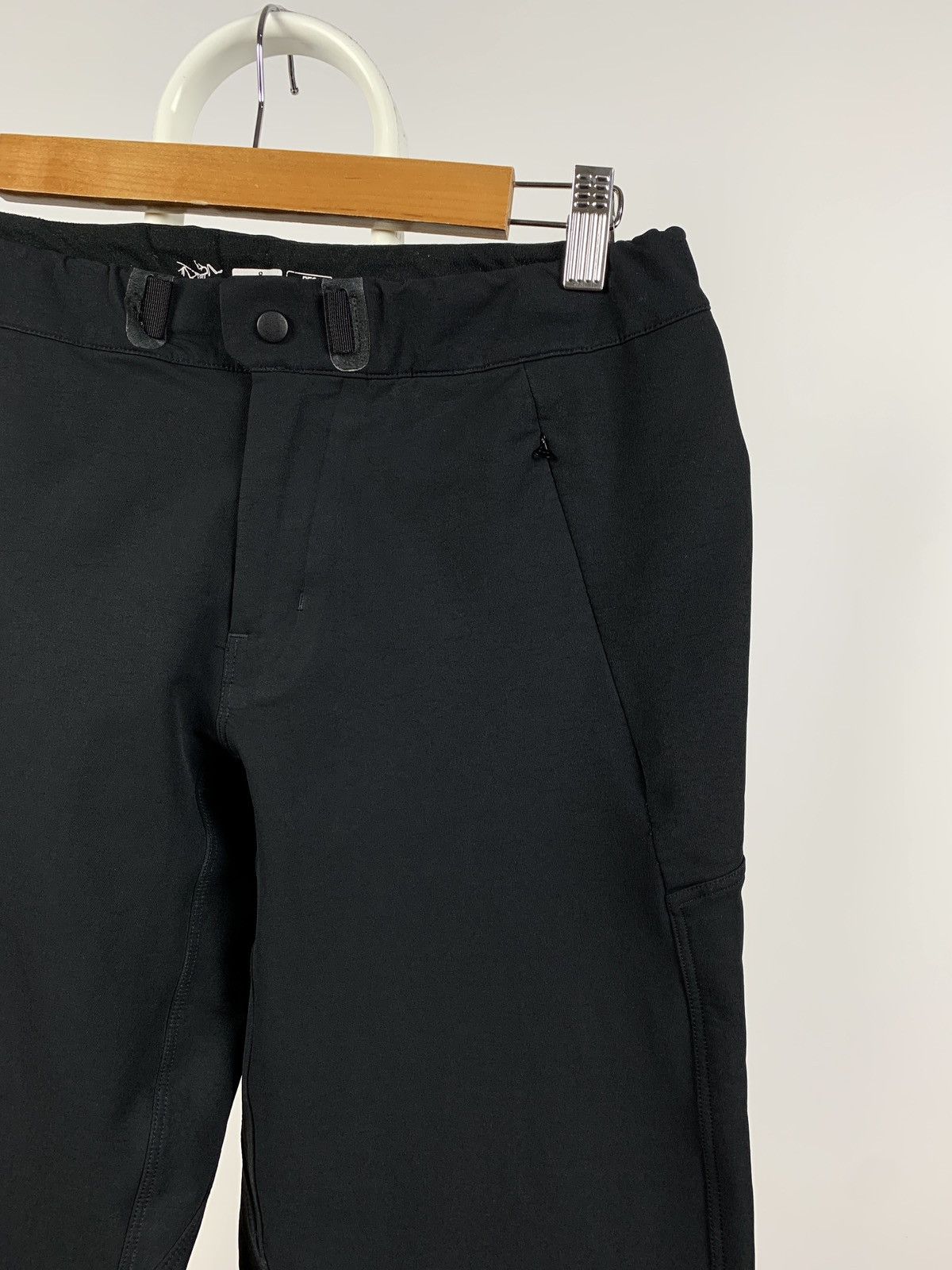 Arc'teryx Vintage Arcteryx Gamma AR Black Cargo Pants Travis Style Size US 29 - 12 Thumbnail