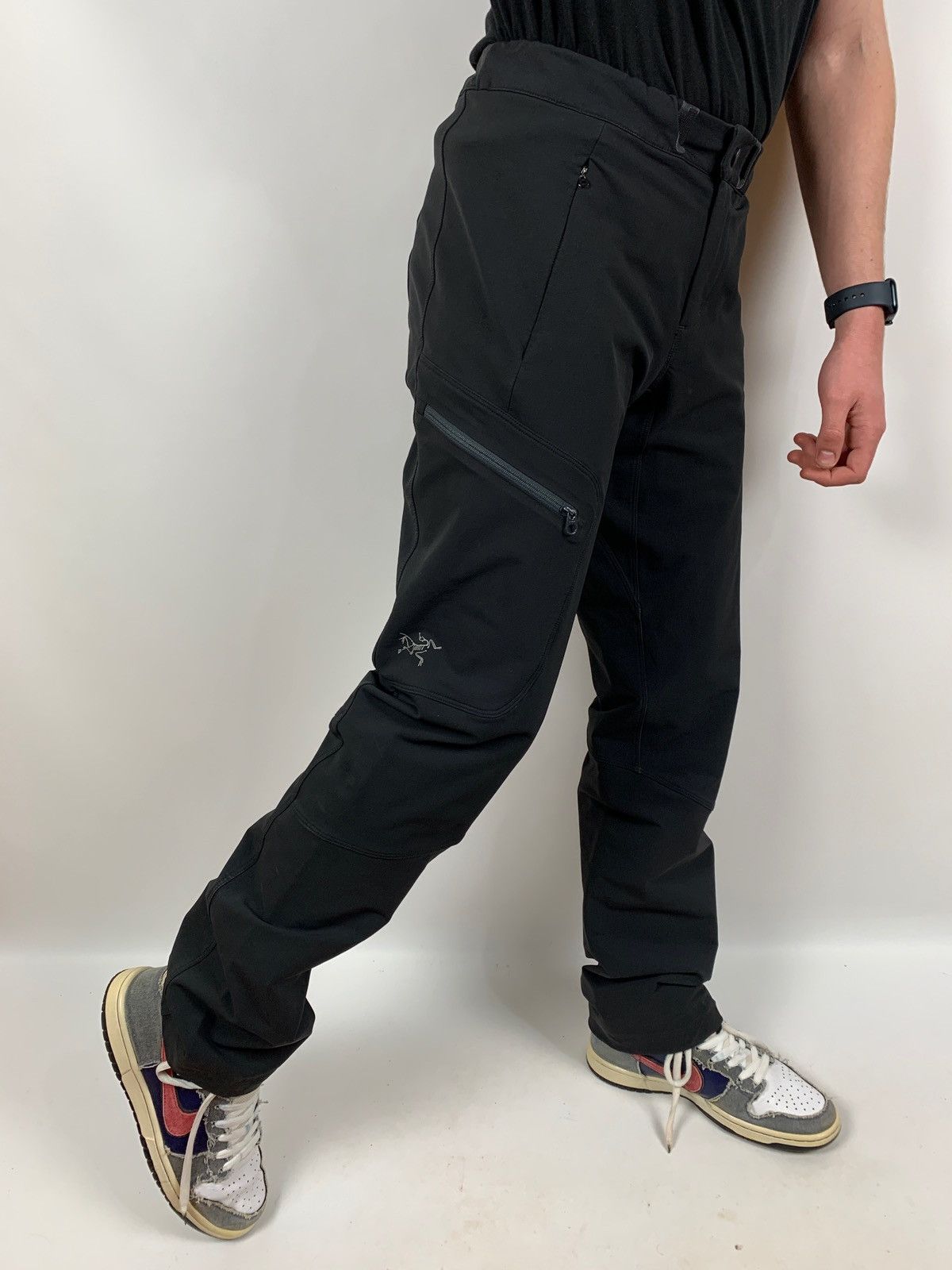 Arc'teryx Vintage Arcteryx Gamma AR Black Cargo Pants Travis Style Size US 29 - 1 Thumbnail