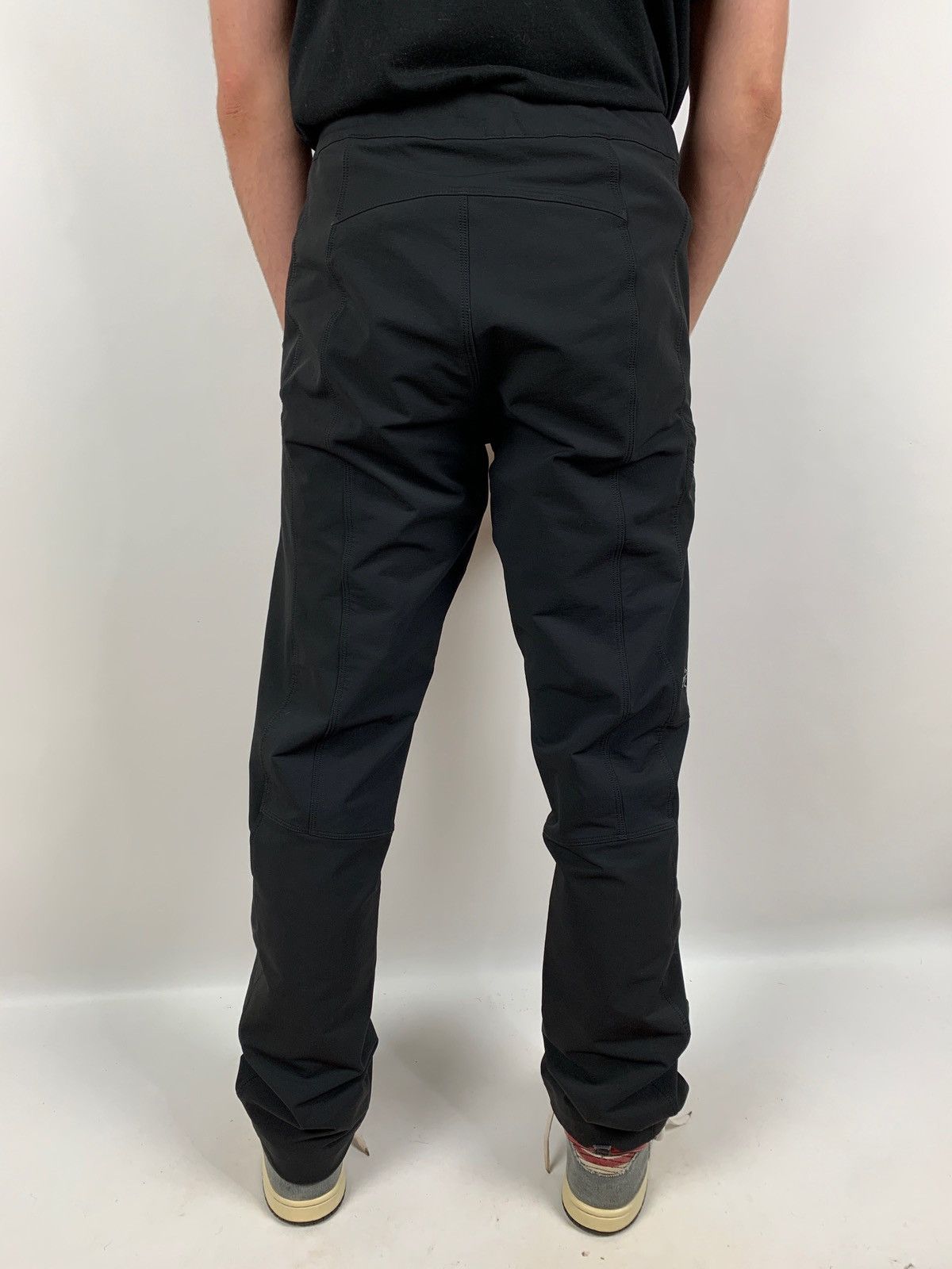 Arc'teryx Vintage Arcteryx Gamma AR Black Cargo Pants Travis Style Size US 29 - 4 Thumbnail