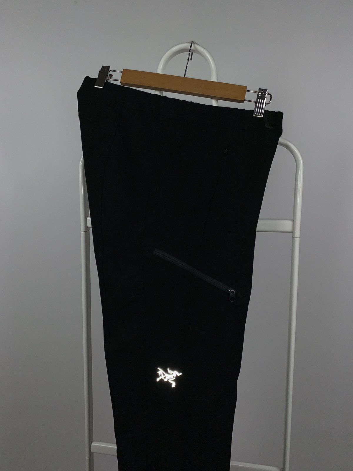 Arc'teryx Vintage Arcteryx Gamma AR Black Cargo Pants Travis Style Size US 29 - 8 Thumbnail