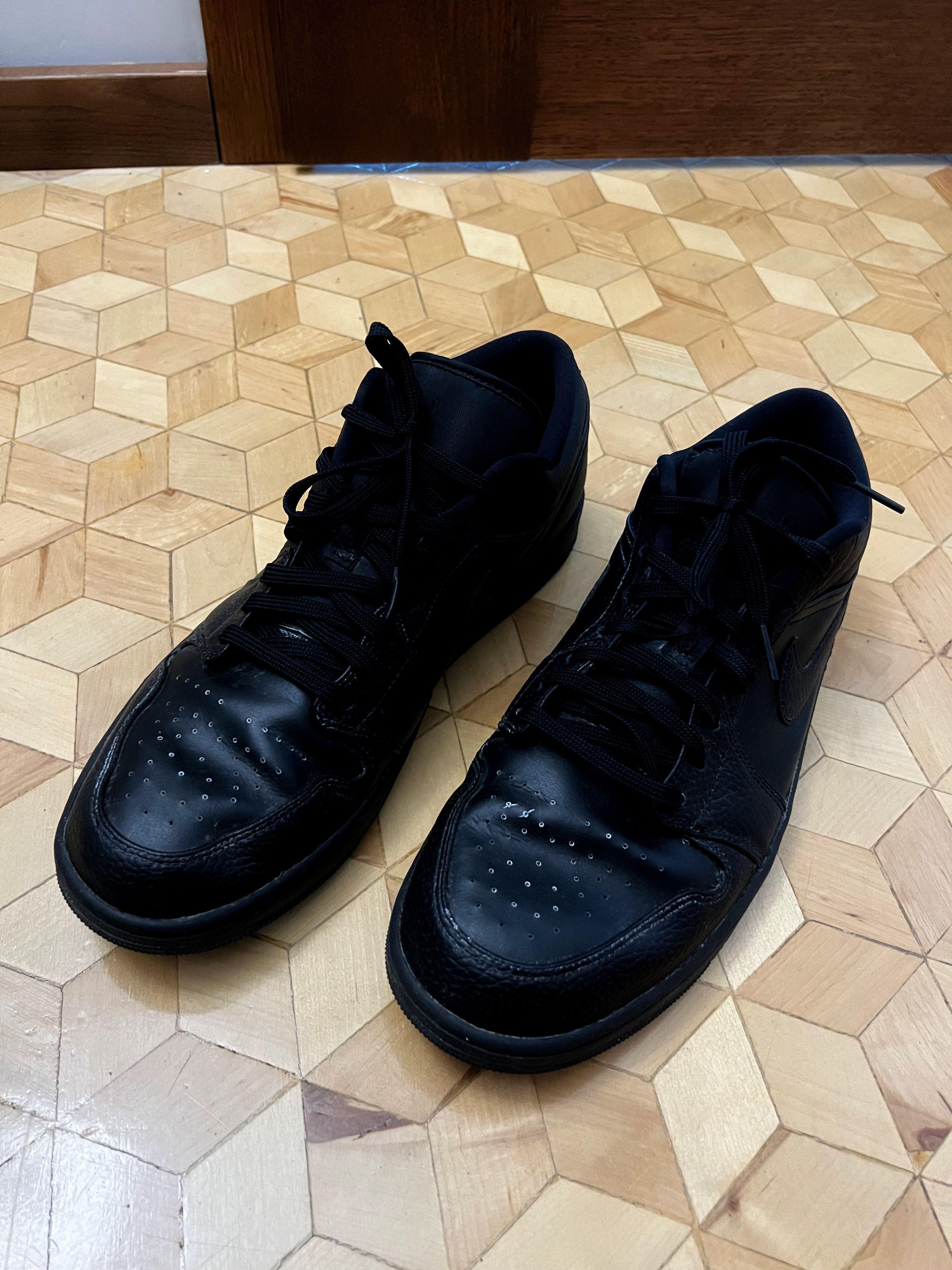 Jordan Brand × Nike Nike x Jordan: Air Jordan 1 Low 553558-091 (Triple Black) Size US 14 / EU 47 - 6 Thumbnail