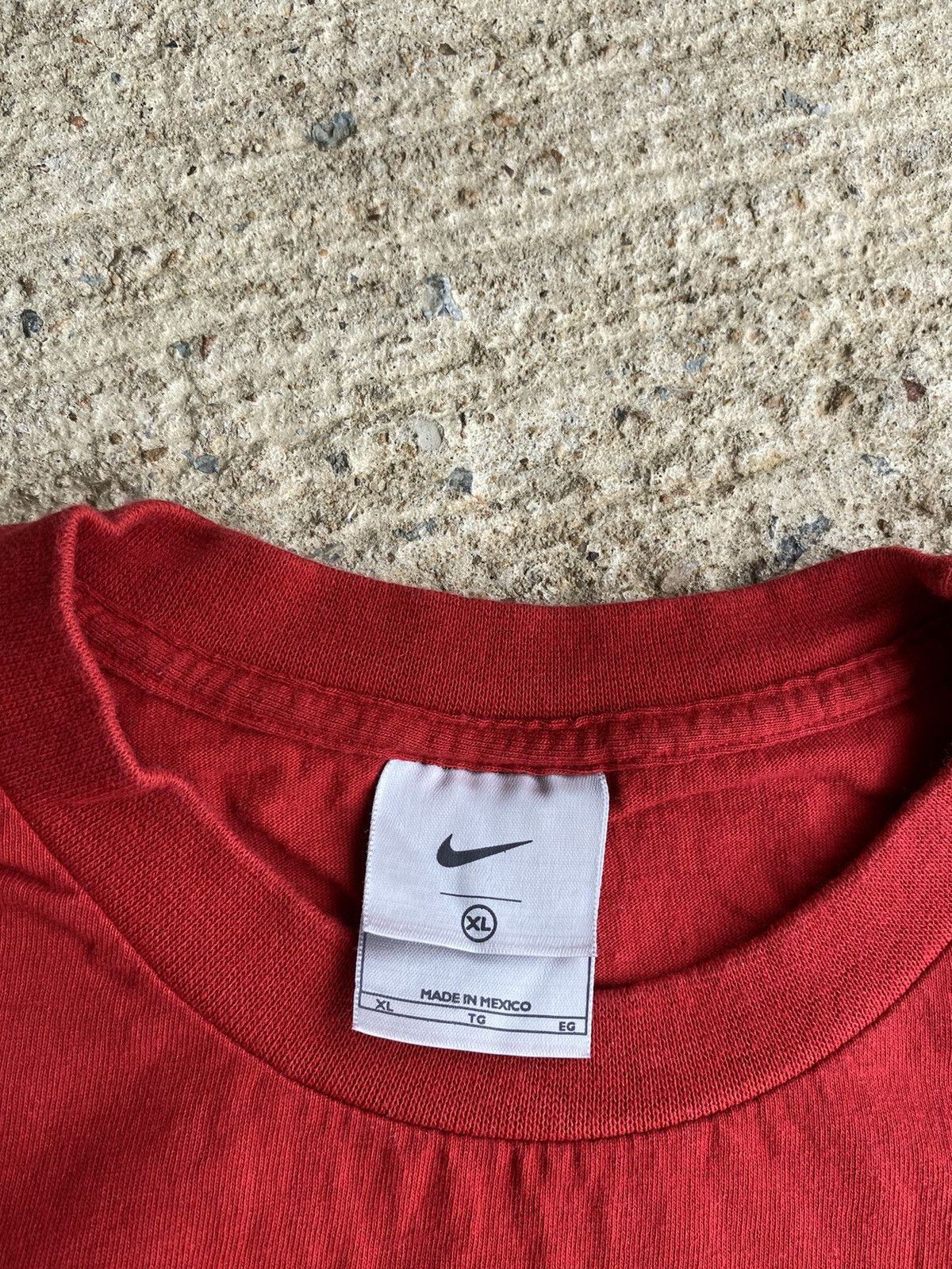 Nike × Vintage Vintage 90’s Y2K Nike Red Logo XL Shirt Size US XXL / EU 58 / 5 - 4 Thumbnail