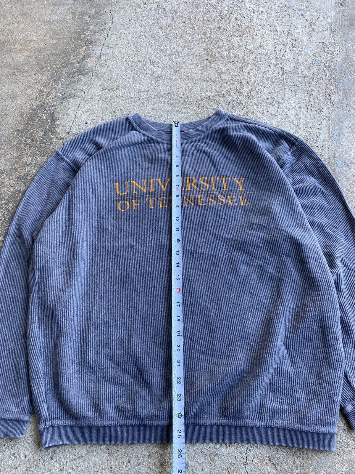 Japanese Brand × Vintage Vintage Y2K Tennessee Volunteers Faded Grunge Sweatshirt Size US M / EU 48-50 / 2 - 6 Thumbnail