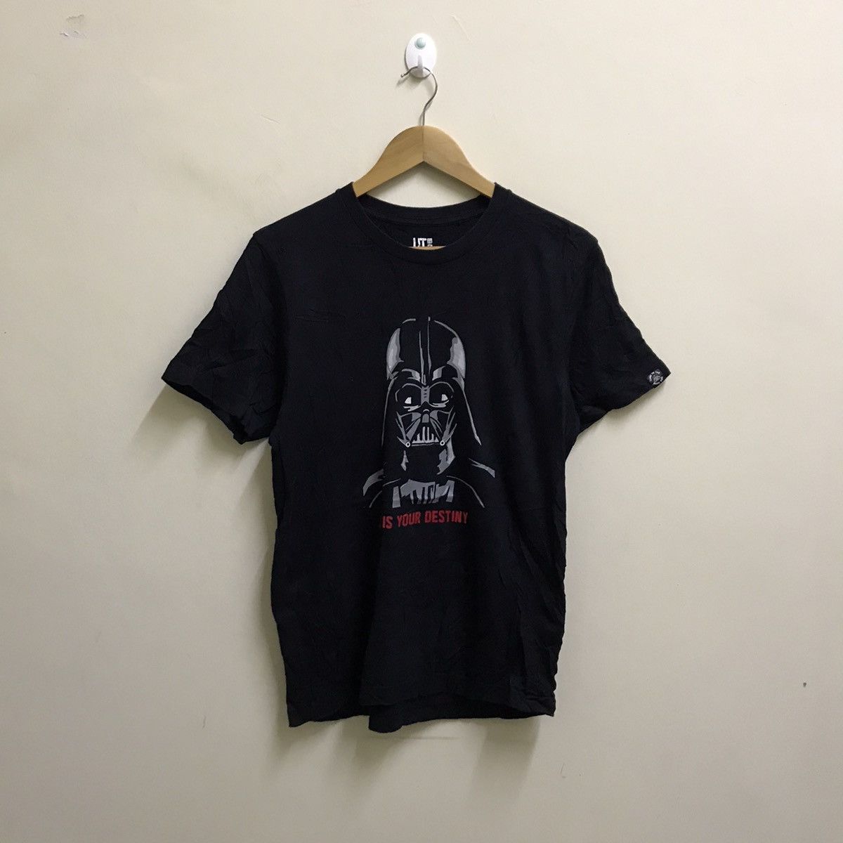 Star Wars STAR WARS UNIQLO MOVIE TSHIRT Size US S / EU 44-46 / 1 - 2 Thumbnail