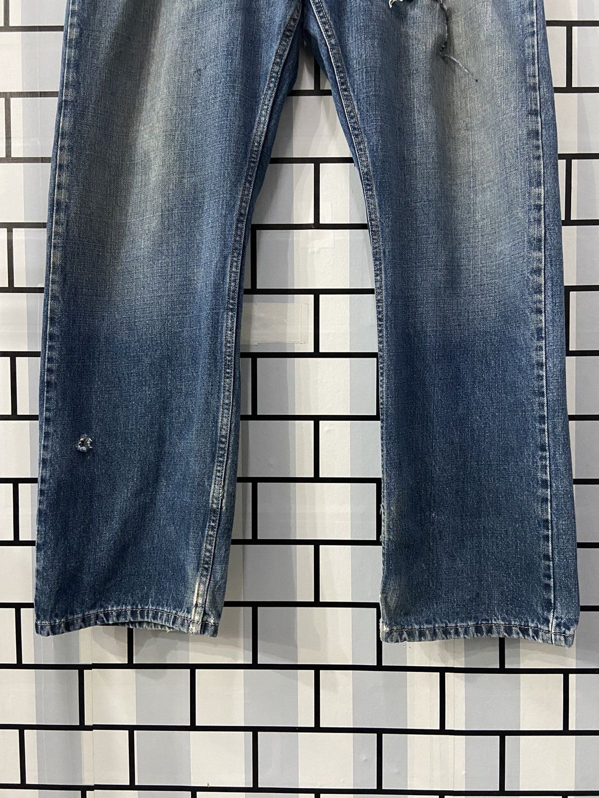 Levi's × Vintage Vintage Levi’s 514 Slim Straight Distressed Denim Pants Size US 38 / EU 54 - 5 Thumbnail