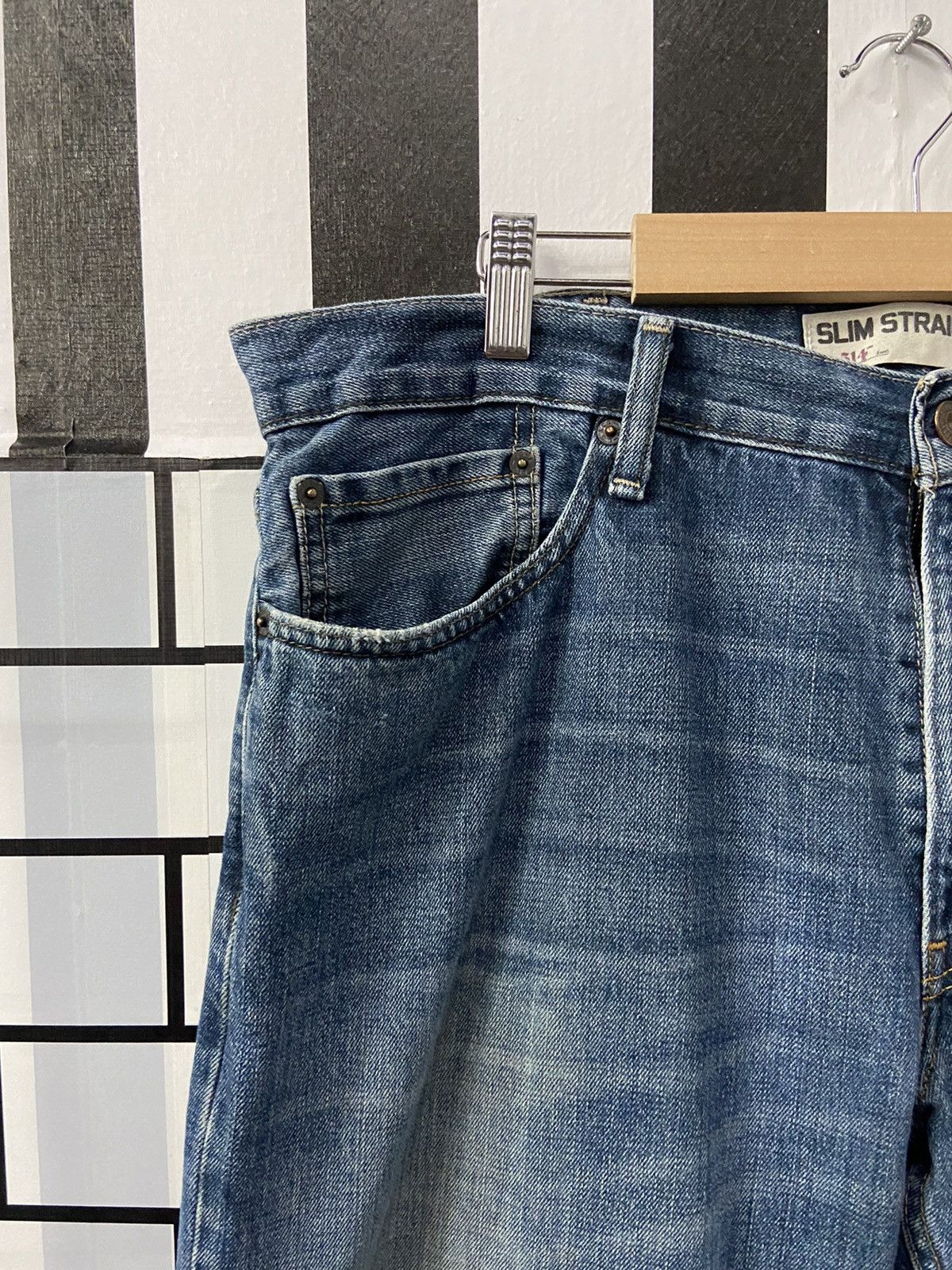 Levi's × Vintage Vintage Levi’s 514 Slim Straight Distressed Denim Pants Size US 38 / EU 54 - 6 Thumbnail