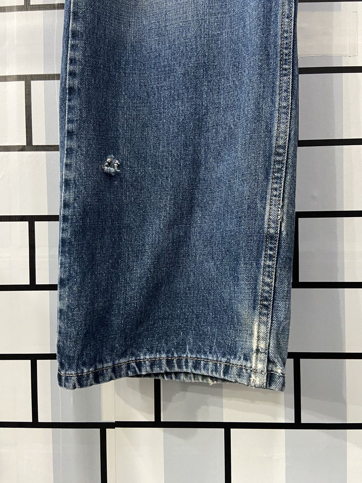 Levi's × Vintage Vintage Levi’s 514 Slim Straight Distressed Denim Pants Size US 38 / EU 54 - 9 Thumbnail