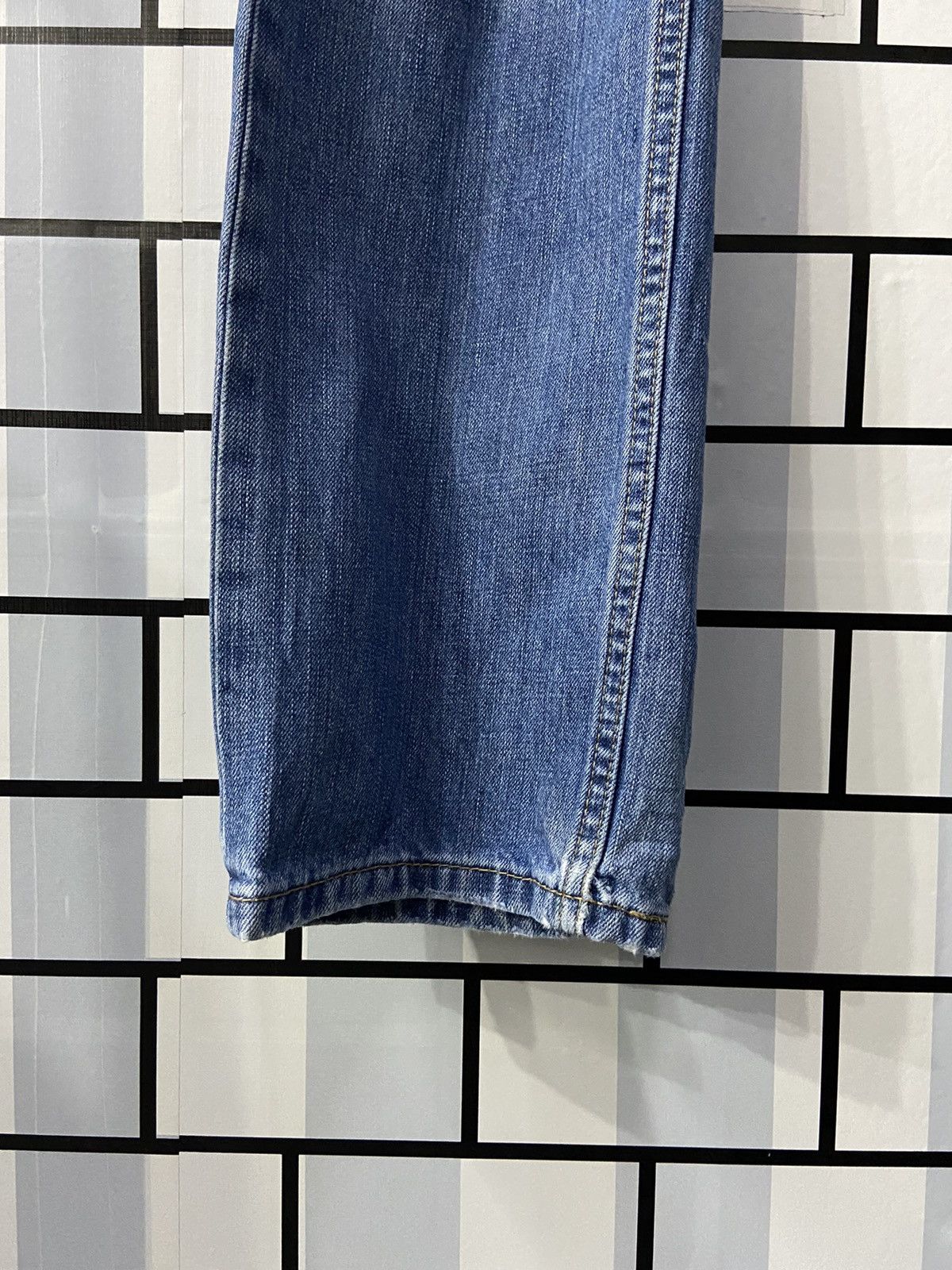 Levi's × Vintage Vintage Levi’s Distressed Blue Wash Denim Pants Size US 32 / EU 48 - 5 Thumbnail