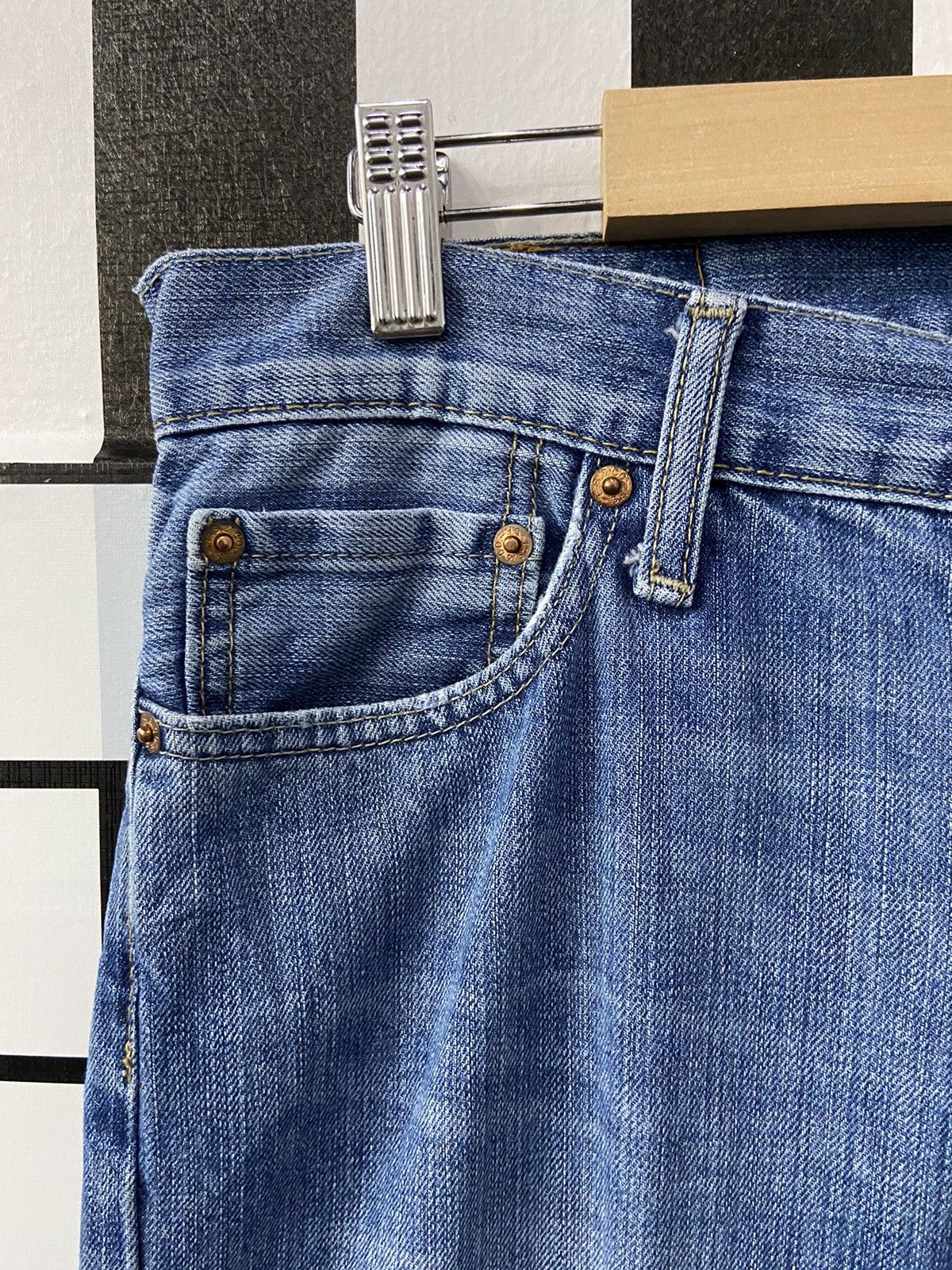 Levi's × Vintage Vintage Levi’s Distressed Blue Wash Denim Pants Size US 32 / EU 48 - 8 Thumbnail