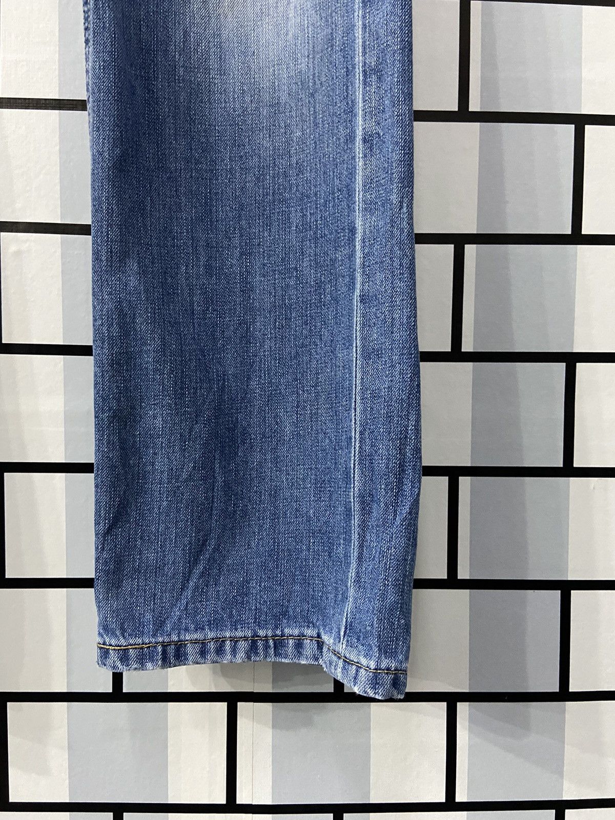 Levi's × Vintage Vintage Levi’s Distressed Blue Wash Denim Pants Size US 32 / EU 48 - 6 Thumbnail