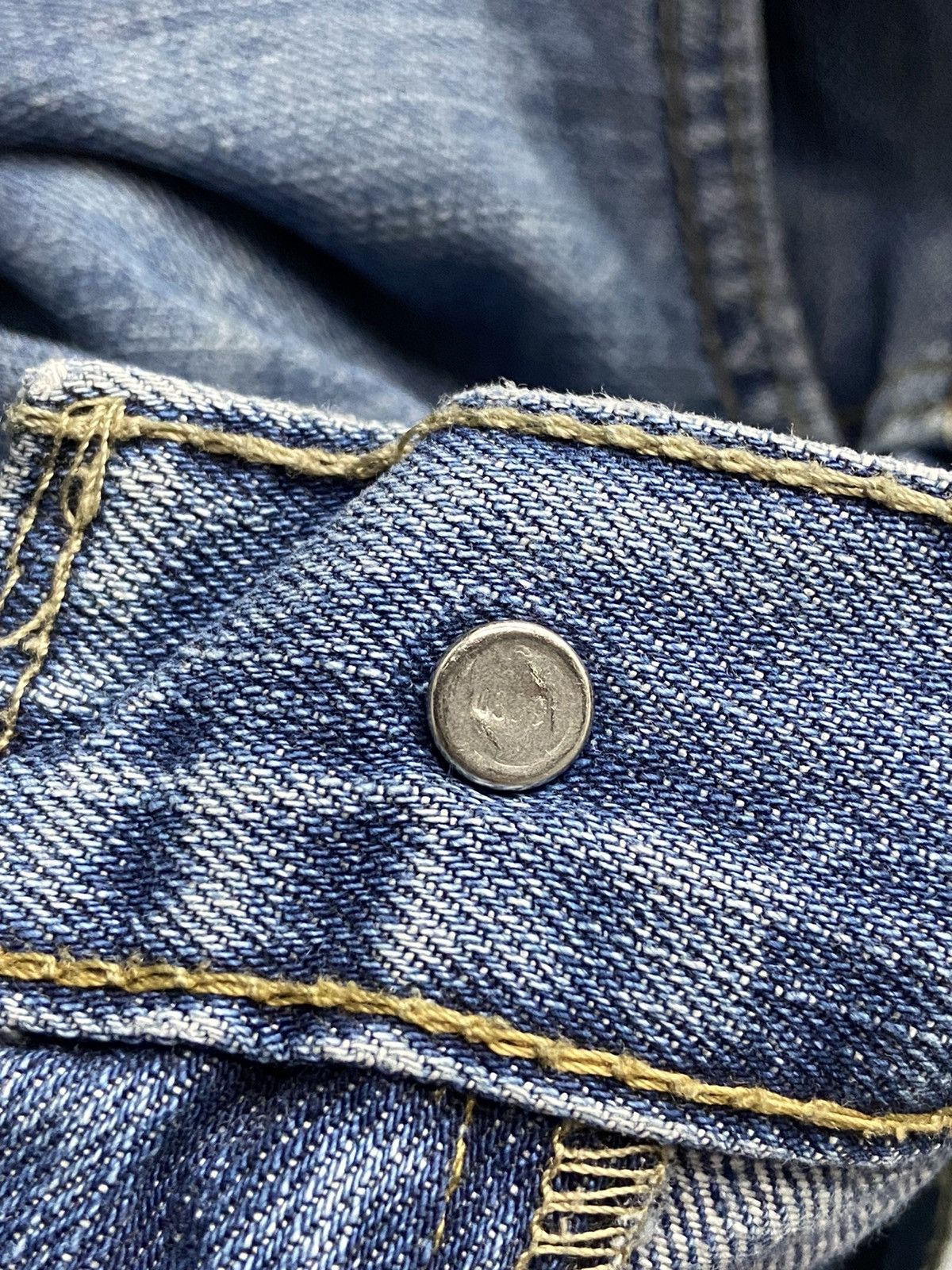 Levi's × Vintage Vintage Levi’s Distressed Blue Wash Denim Pants Size US 32 / EU 48 - 20 Thumbnail