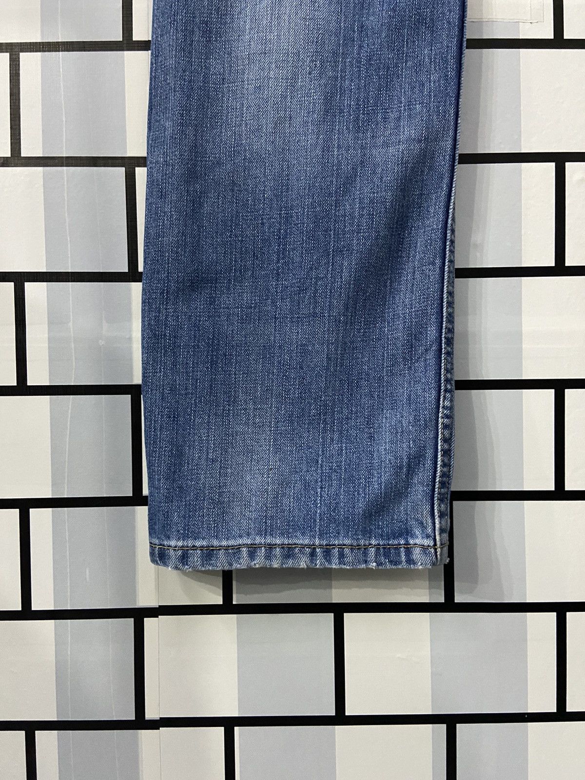 Levi's × Vintage Vintage Levi’s Distressed Blue Wash Denim Pants Size US 32 / EU 48 - 10 Thumbnail