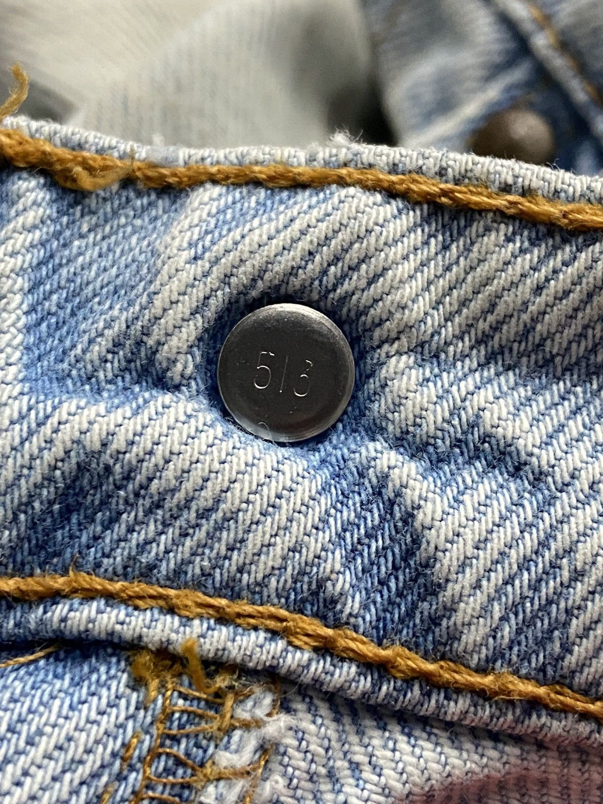 Levi's × Vintage Vintage Levi’s 545 Loosefit Distresse Light Wash Denim Pants Size US 38 / EU 54 - 22 Thumbnail