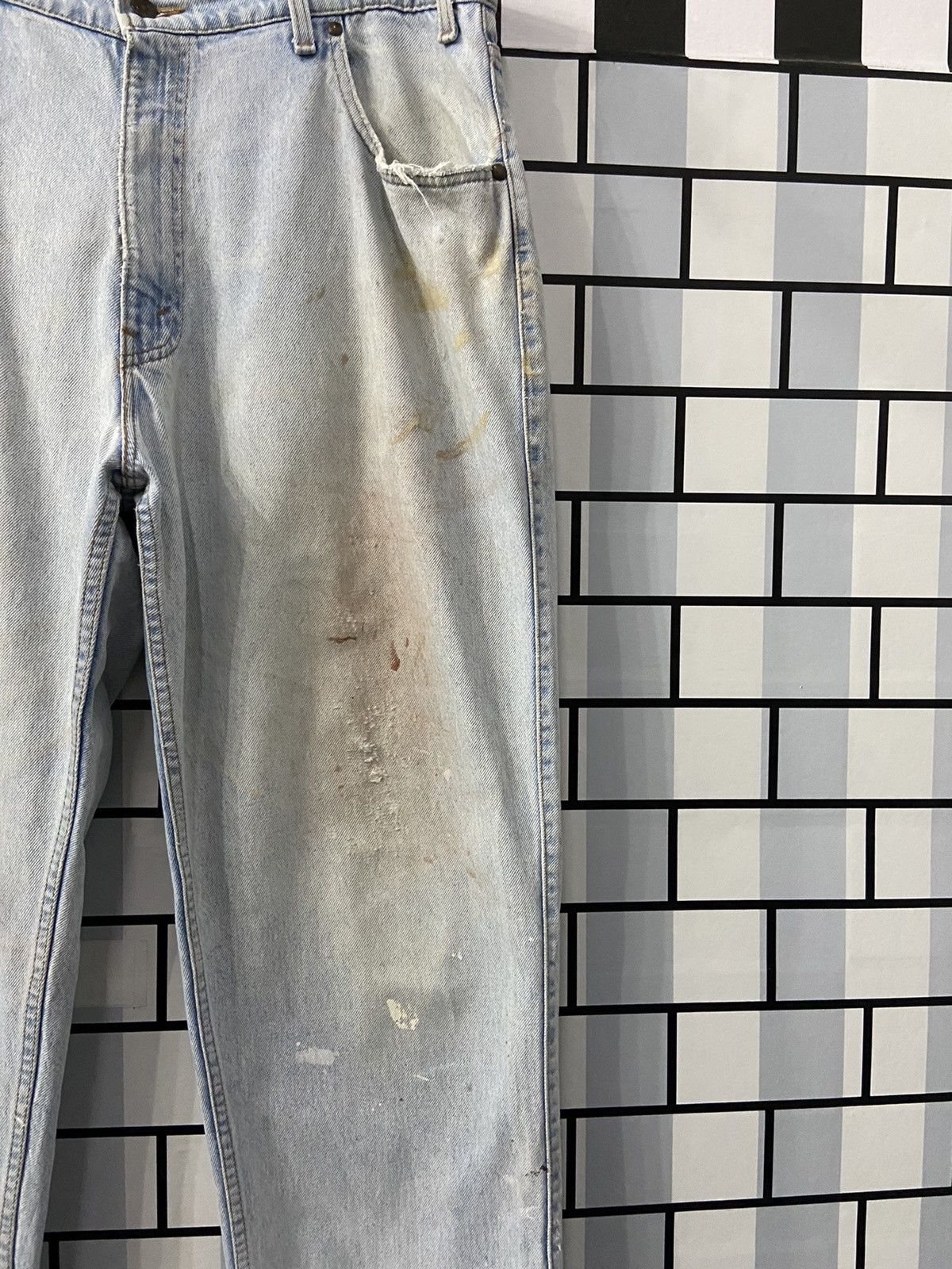 Levi's × Vintage Vintage Levi’s 545 Loosefit Distresse Light Wash Denim Pants Size US 38 / EU 54 - 9 Thumbnail