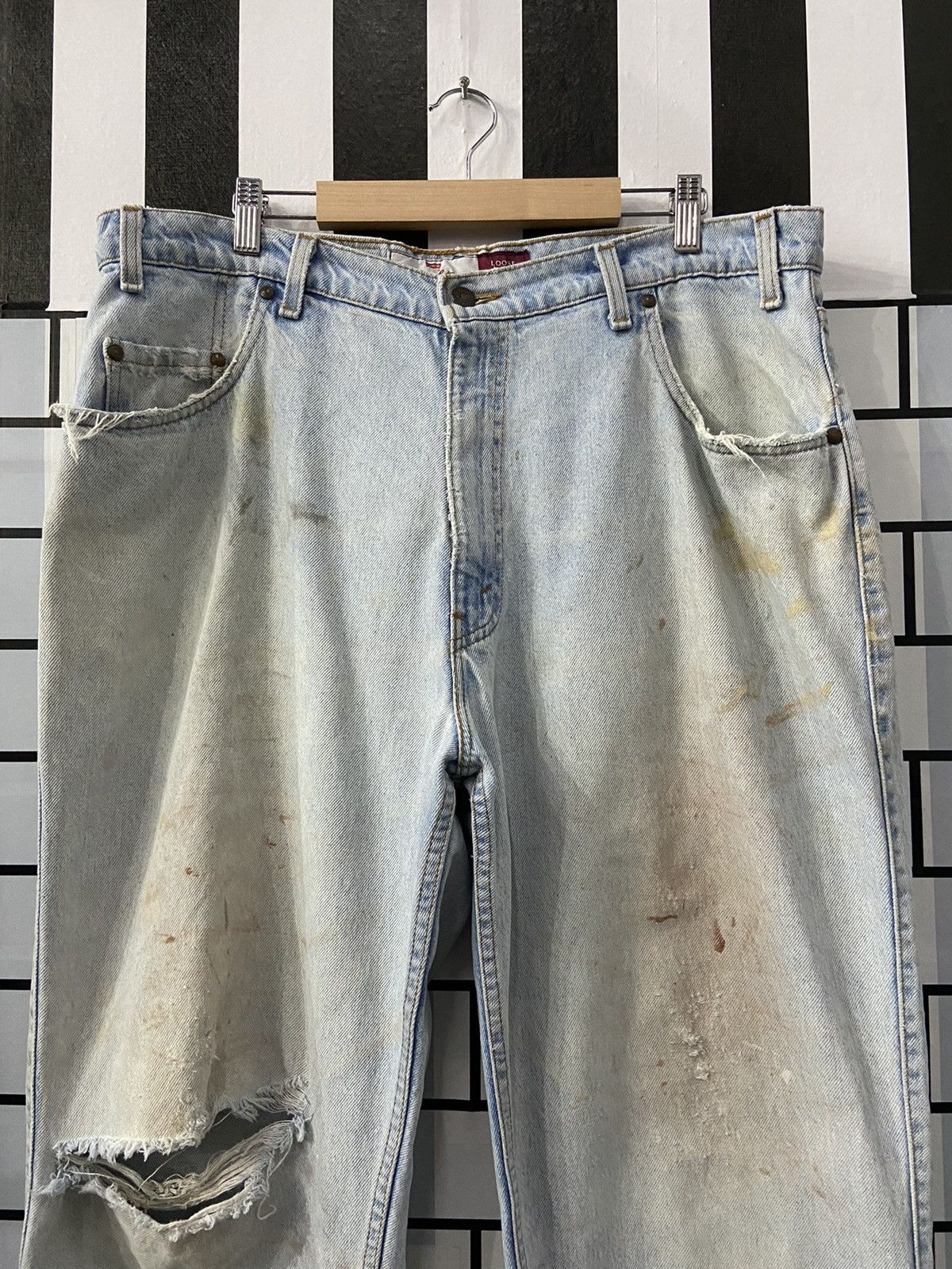 Levi's × Vintage Vintage Levi’s 545 Loosefit Distresse Light Wash Denim Pants Size US 38 / EU 54 - 4 Thumbnail