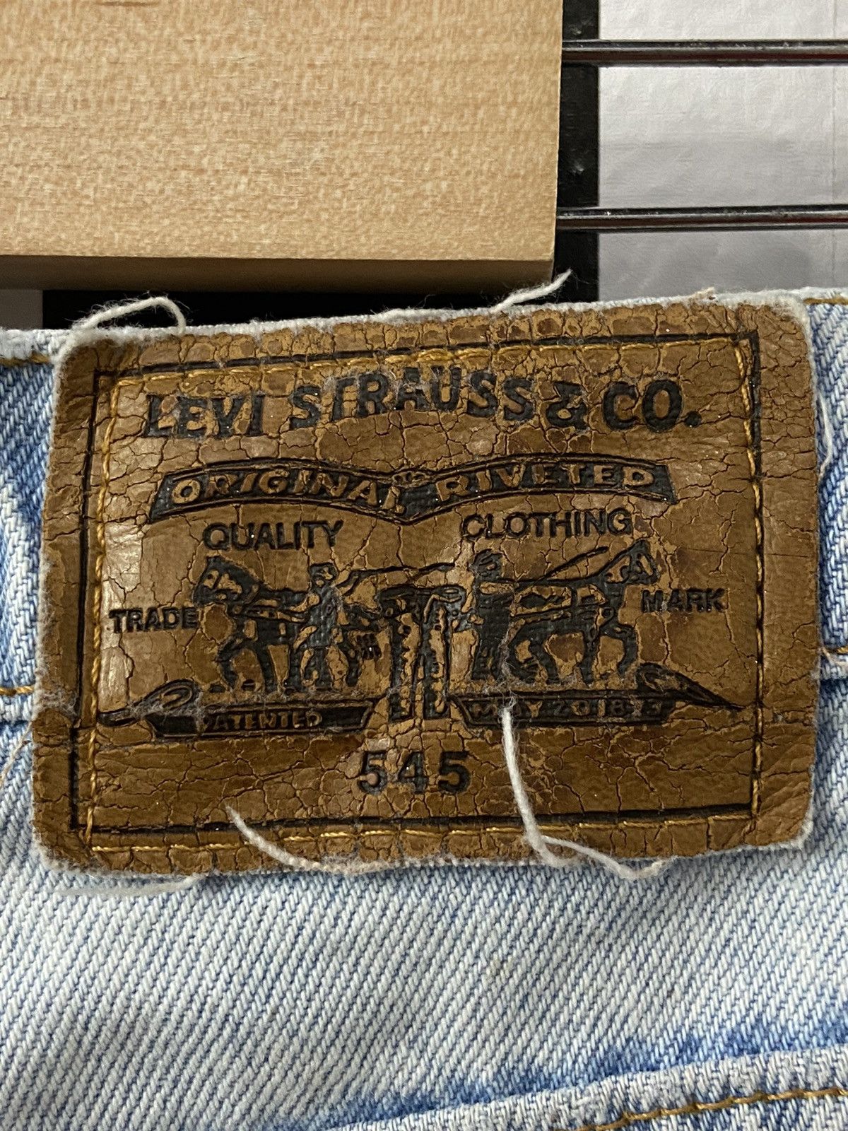 Levi's × Vintage Vintage Levi’s 545 Loosefit Distresse Light Wash Denim Pants Size US 38 / EU 54 - 19 Thumbnail