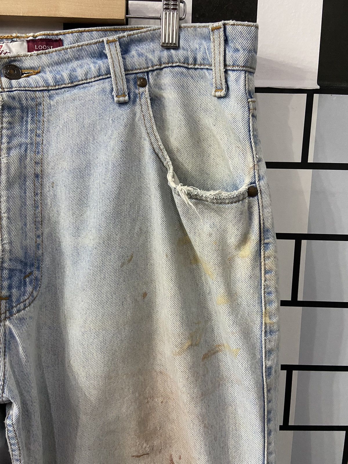 Levi's × Vintage Vintage Levi’s 545 Loosefit Distresse Light Wash Denim Pants Size US 38 / EU 54 - 11 Thumbnail