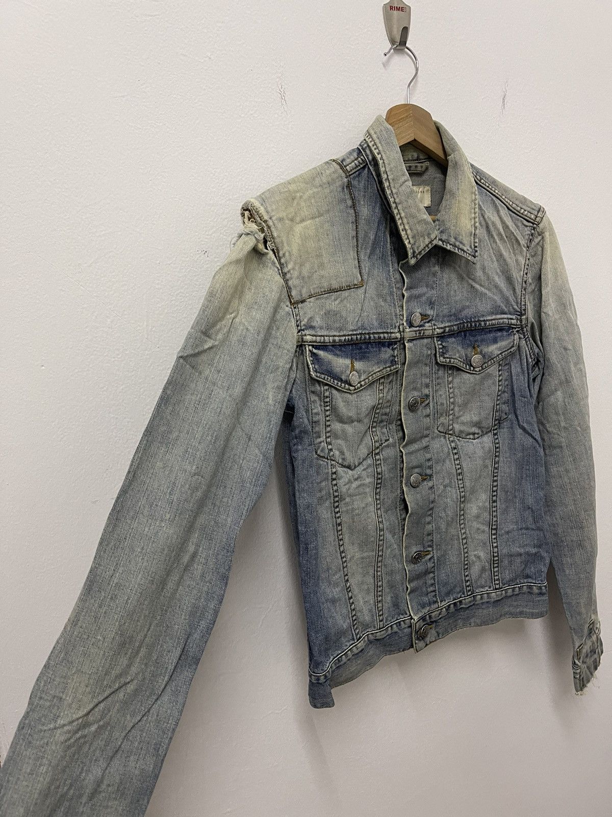 Marc Jacobs × Vintage Vintage Marc Jacobs Trucker Distressed Denim Jacket Size US S / EU 44-46 / 1 - 5 Thumbnail