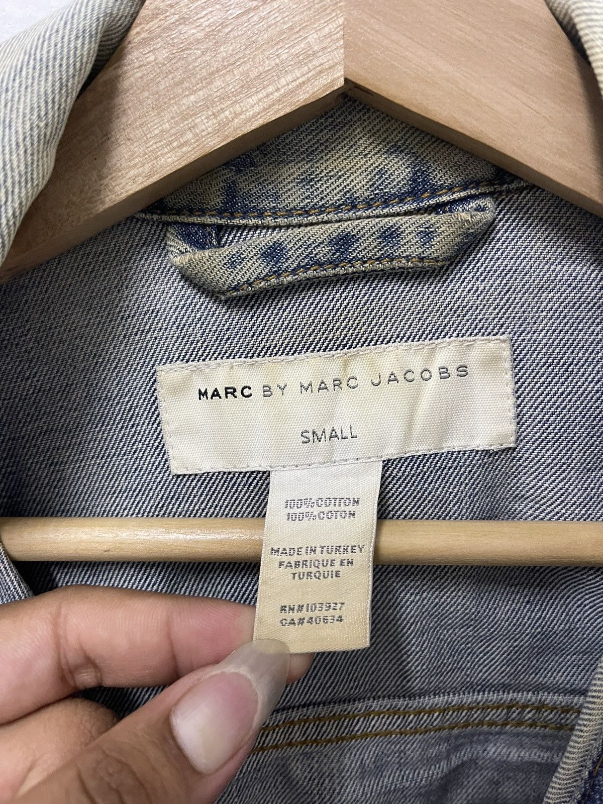 Marc Jacobs × Vintage Vintage Marc Jacobs Trucker Distressed Denim Jacket Size US S / EU 44-46 / 1 - 10 Thumbnail