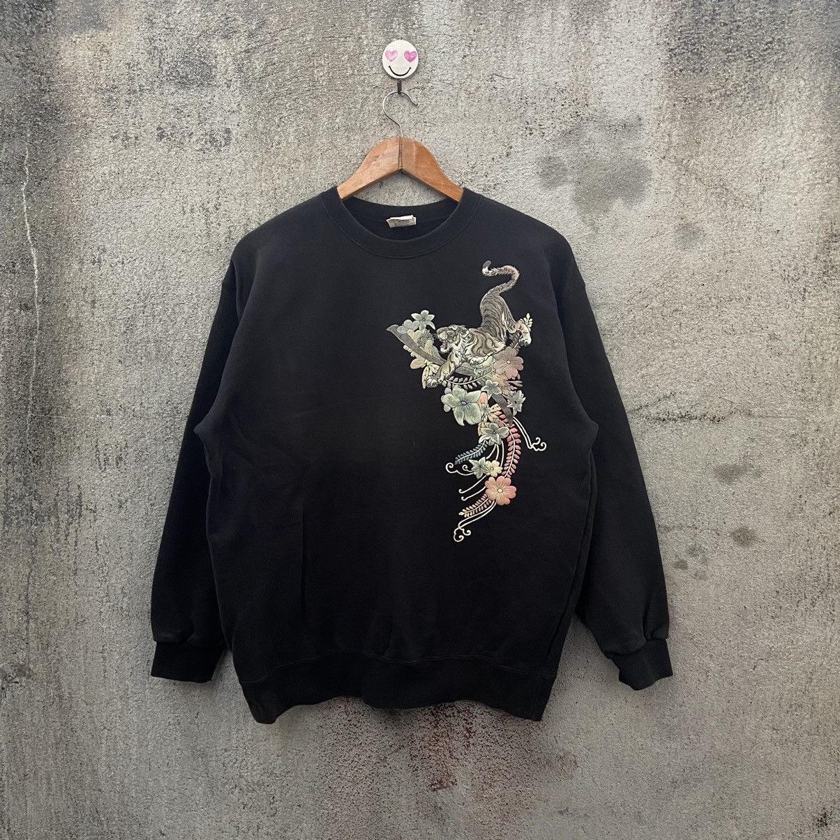 Vintage Vintage Sukajan Tiger Sweatshirt Size US XL / EU 56 / 4 - 1 Thumbnail
