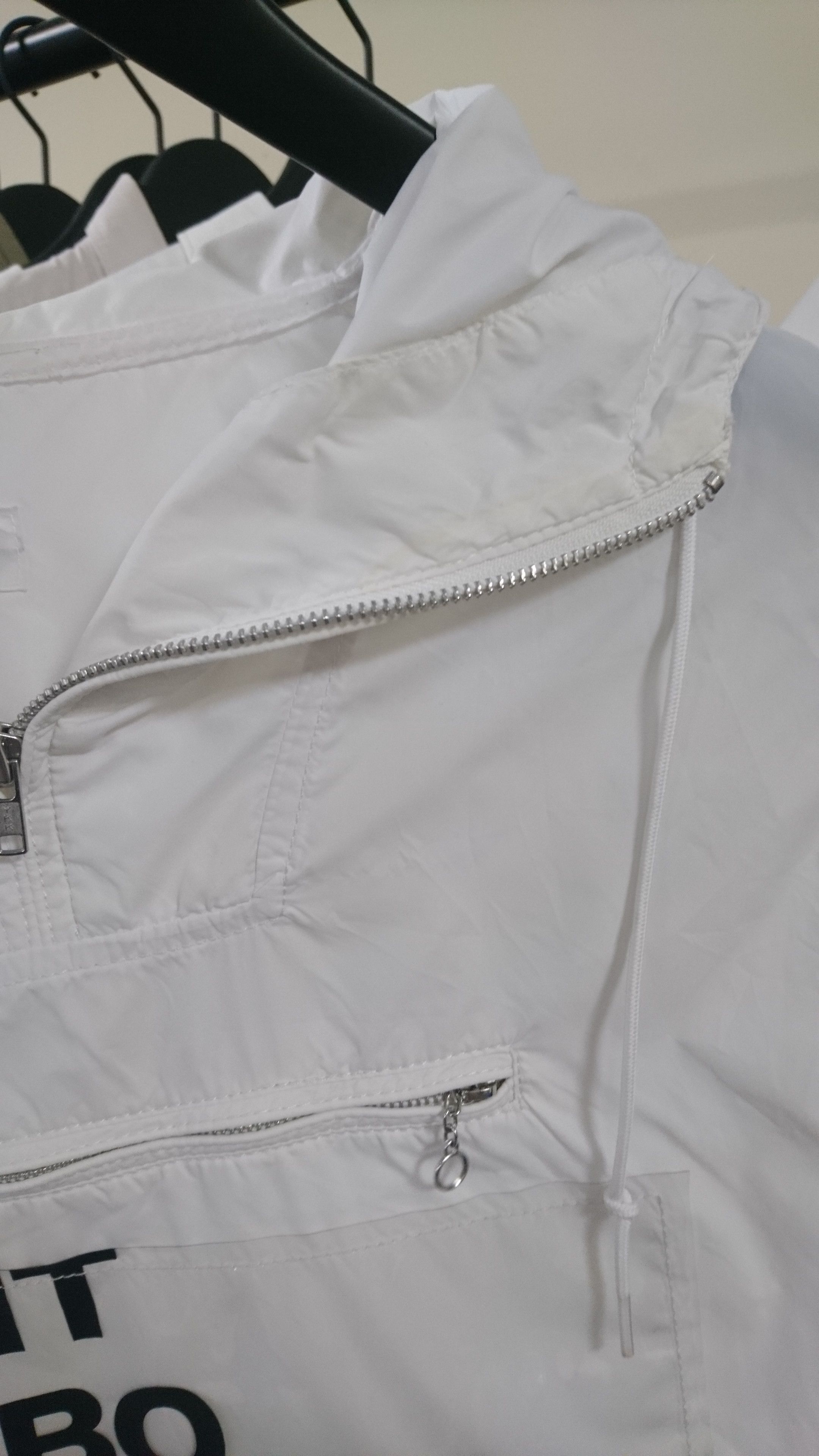 Comme des Garcons Comme Des Garcons Hooded White Anorak Jacket size M Size US M / EU 48-50 / 2 - 7 Thumbnail