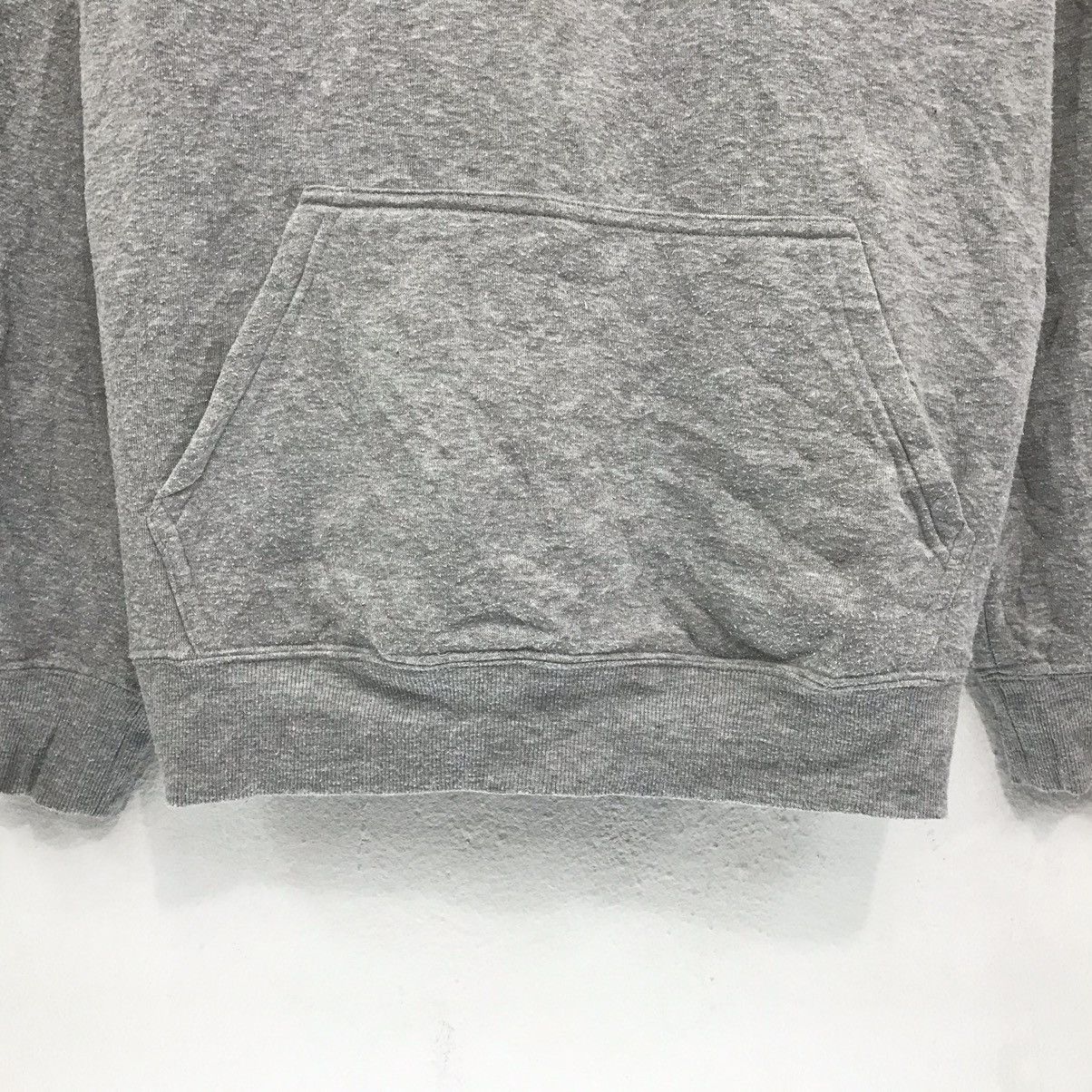 Disney × Mickey Mouse × Vintage Mickey Mouse Sweatshirt Hoodies Biglogo Mickey Pocket Size US M / EU 48-50 / 2 - 3 Thumbnail