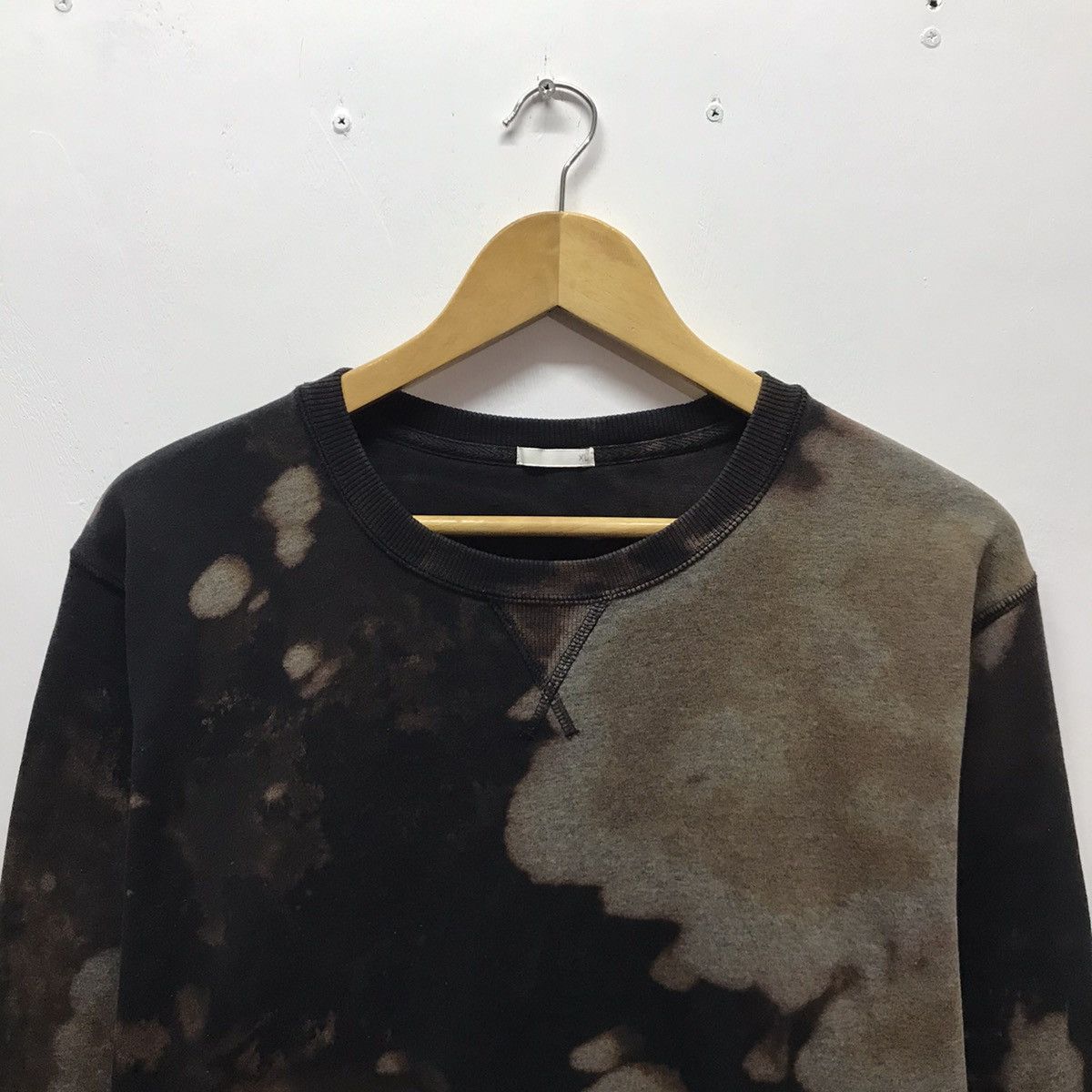 Japanese Brand Vintage Tie Dye Sweatshirt CrewNeck Black Asid Wash Size US L / EU 52-54 / 3 - 2 Thumbnail