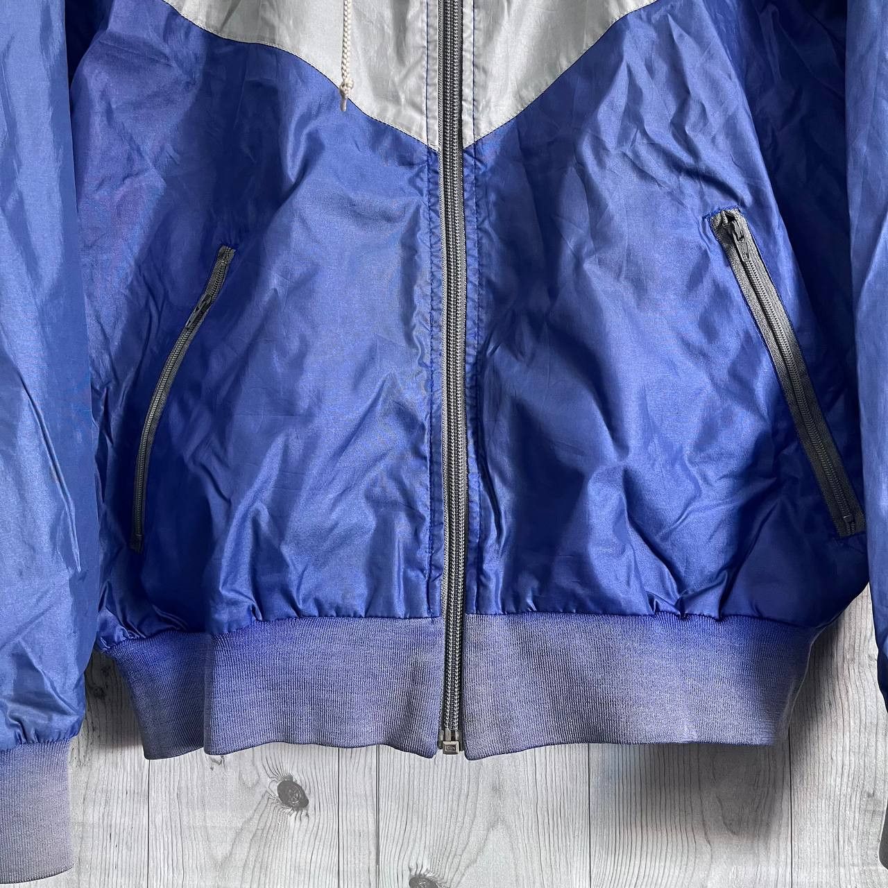 Nike × Vintage Vintage Nike Pinwheels Windbreaker Hoodie Made In Japan Size US M / EU 48-50 / 2 - 11 Thumbnail
