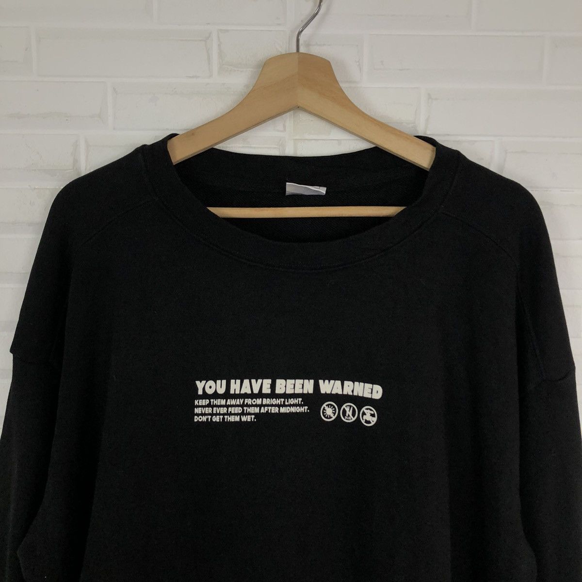 Japanese Brand RARE HORROR MOVIE SWEATSHIRT GREMLINS Size US M / EU 48-50 / 2 - 3 Thumbnail