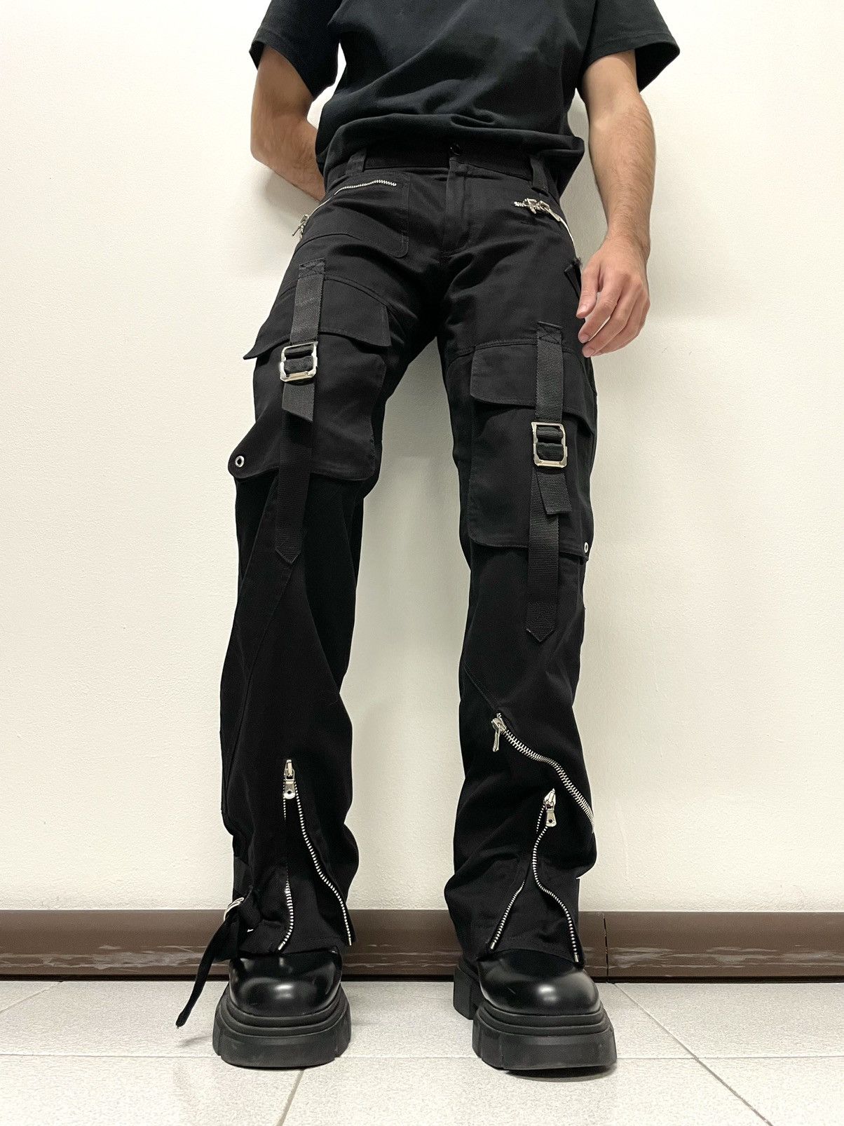 Pre-owned Dolce & Gabbana 2003 Bondage Cargo Pants Runway Archive