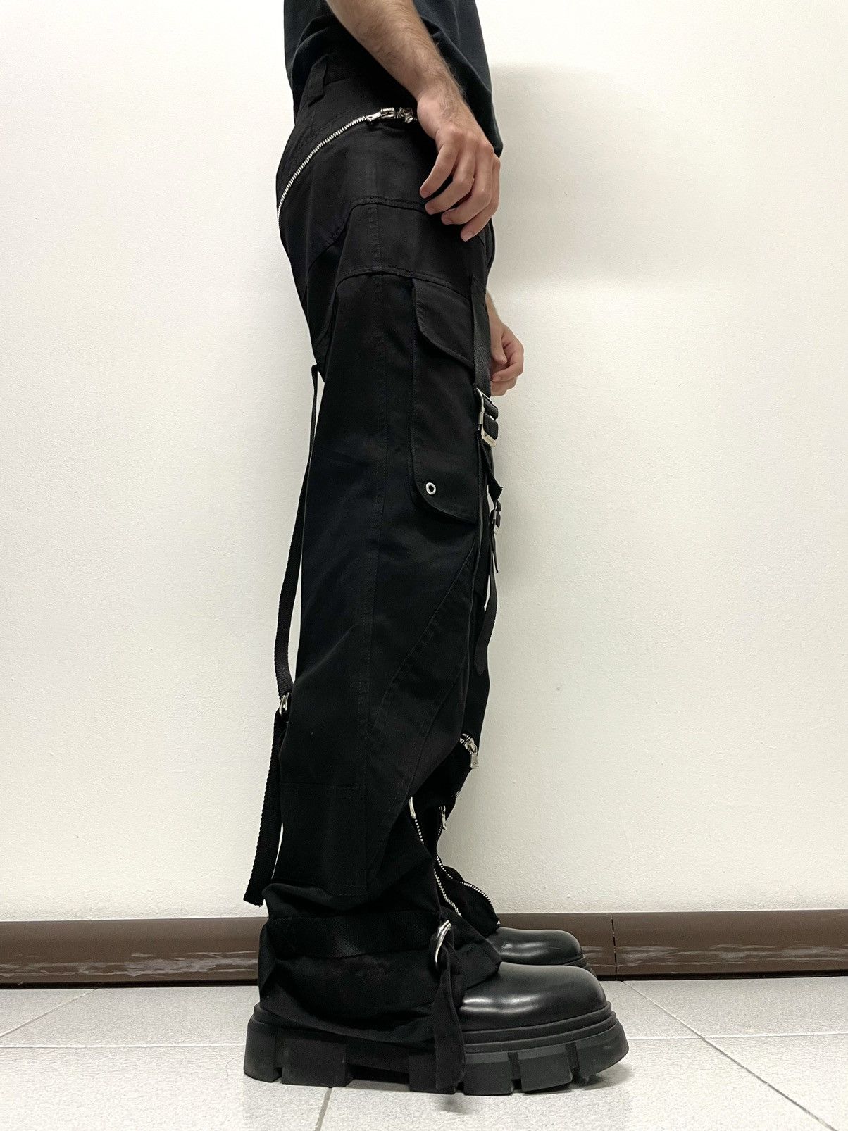 Dolce & Gabbana 2003 Bondage cargo pants runway archive military parachute Size US 33 - 8 Thumbnail