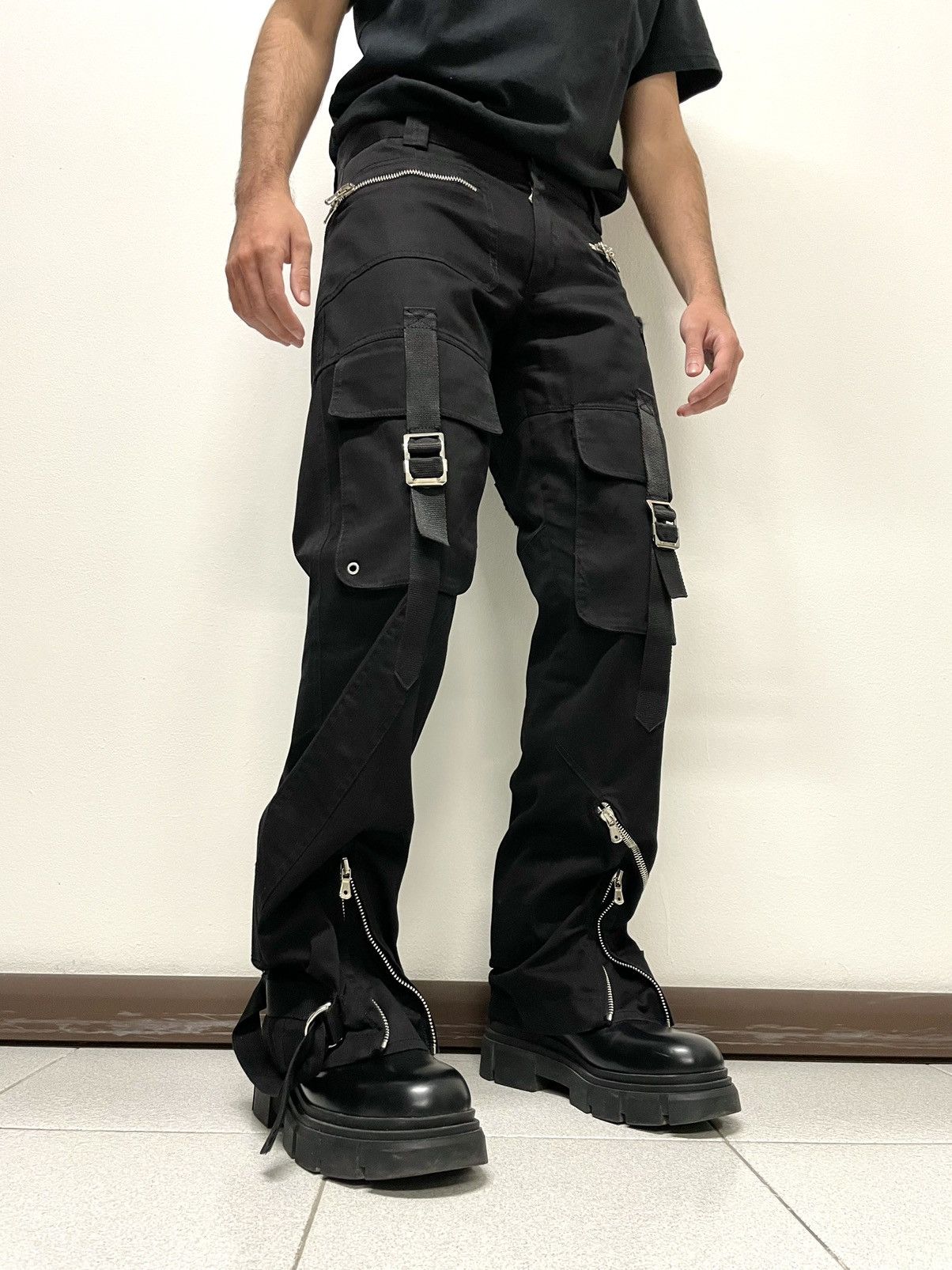 Dolce & Gabbana 2003 Bondage cargo pants runway archive military parachute Size US 33 - 3 Thumbnail