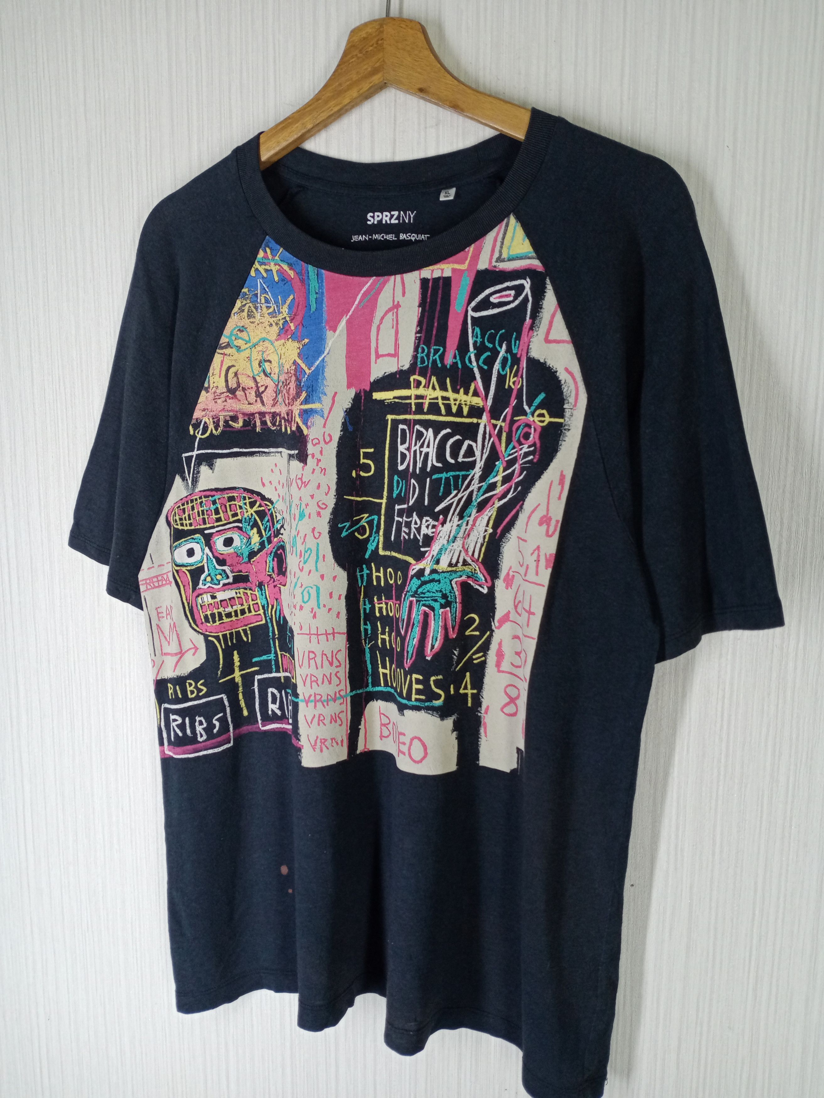 Jean-Michel Basquiat Rare Jean Michel Basquiat Uniqlo Art Tshirt Size US XL / EU 56 / 4 - 2 Thumbnail