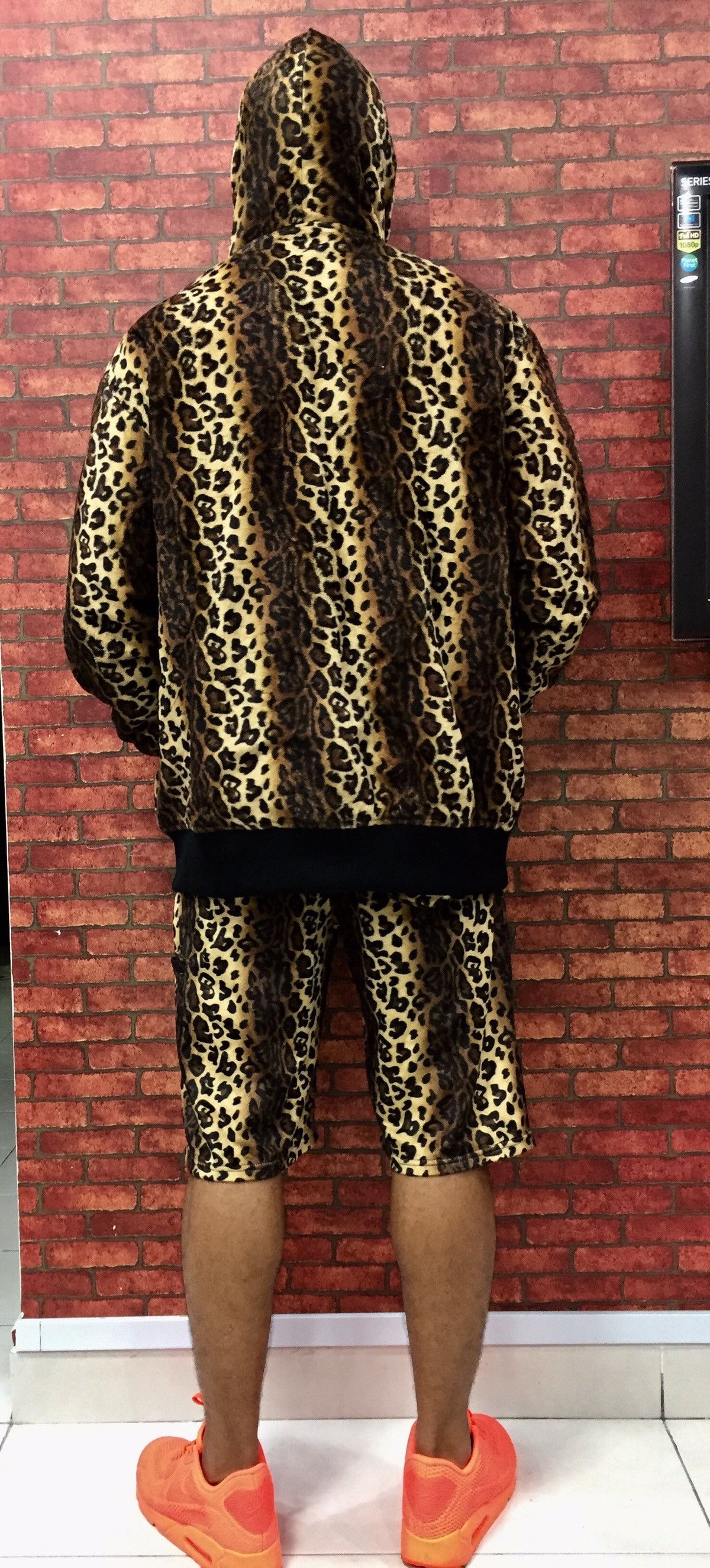 Japanese Brand × Seditionaries One Set Leapord hoodie jacket And Short Pant Full Print Size US L / EU 52-54 / 3 - 2 Thumbnail