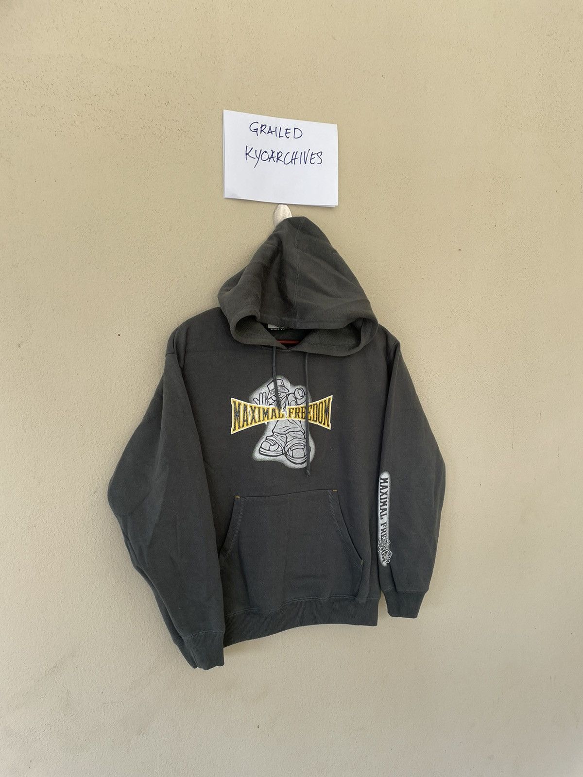 Vintage VINTAGE HIPHOP BEAR HOODIE Size US S / EU 44-46 / 1 - 2 Thumbnail