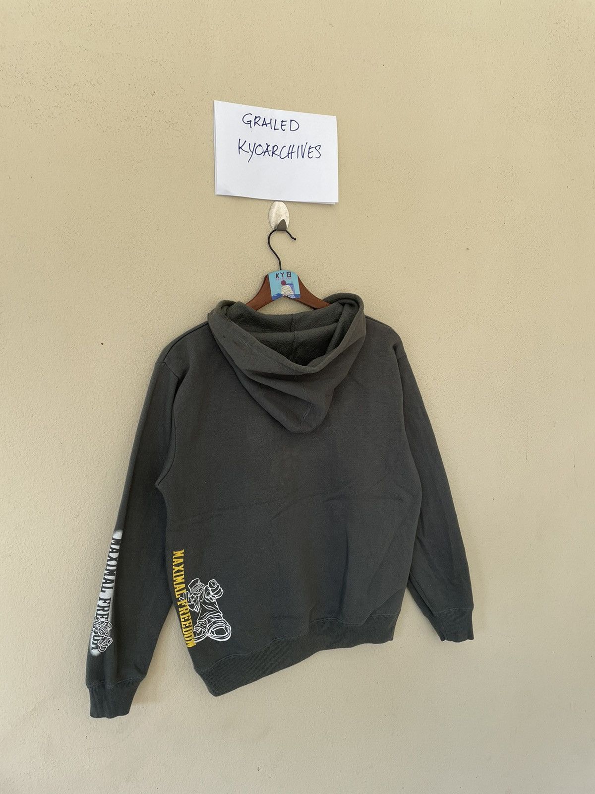 Vintage VINTAGE HIPHOP BEAR HOODIE Size US S / EU 44-46 / 1 - 5 Thumbnail