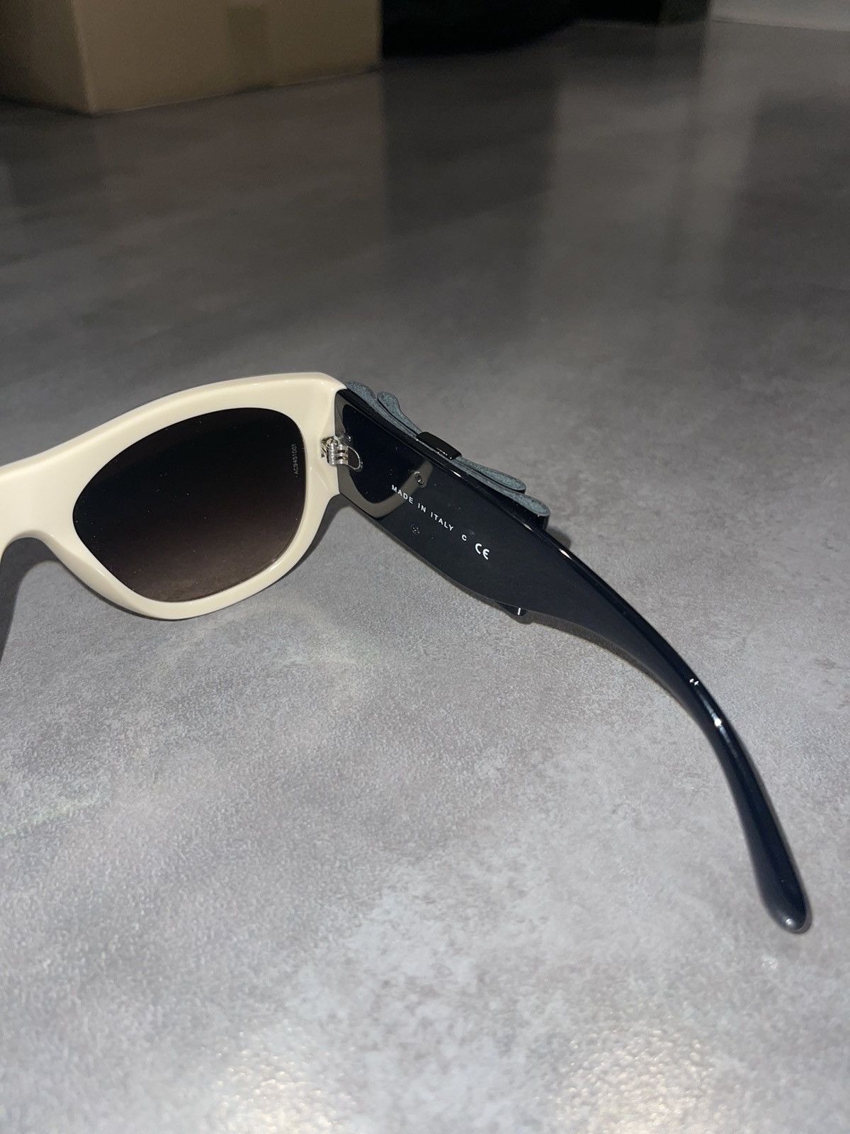 Chanel Chanel 5276-Q C.528/S5 Cream Black Sunglasses Size ONE SIZE - 10 Thumbnail