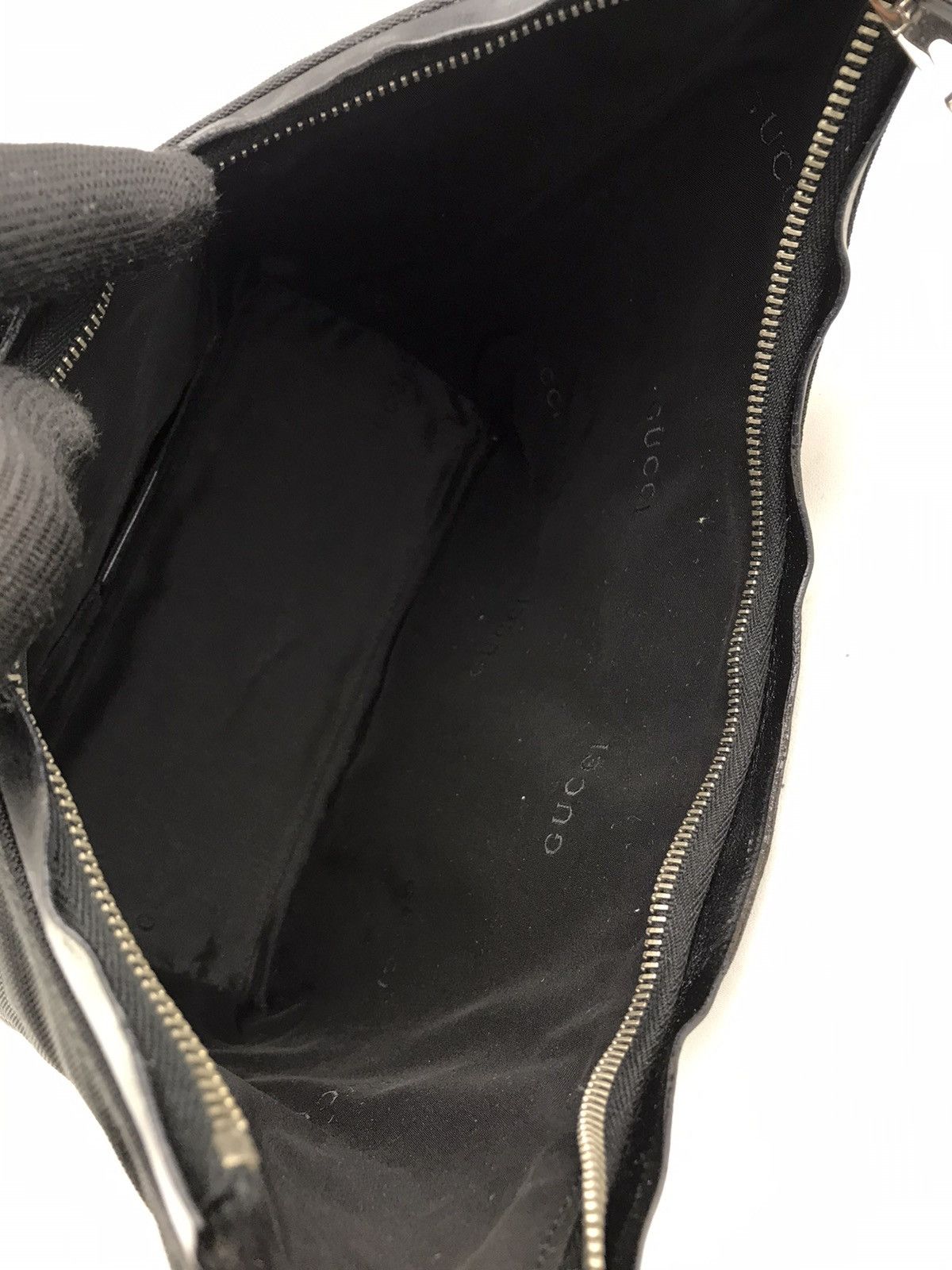 Gucci 🔥Rare🔥Authentic Gucci Black Hobo Shoulderbag Size ONE SIZE - 22 Thumbnail