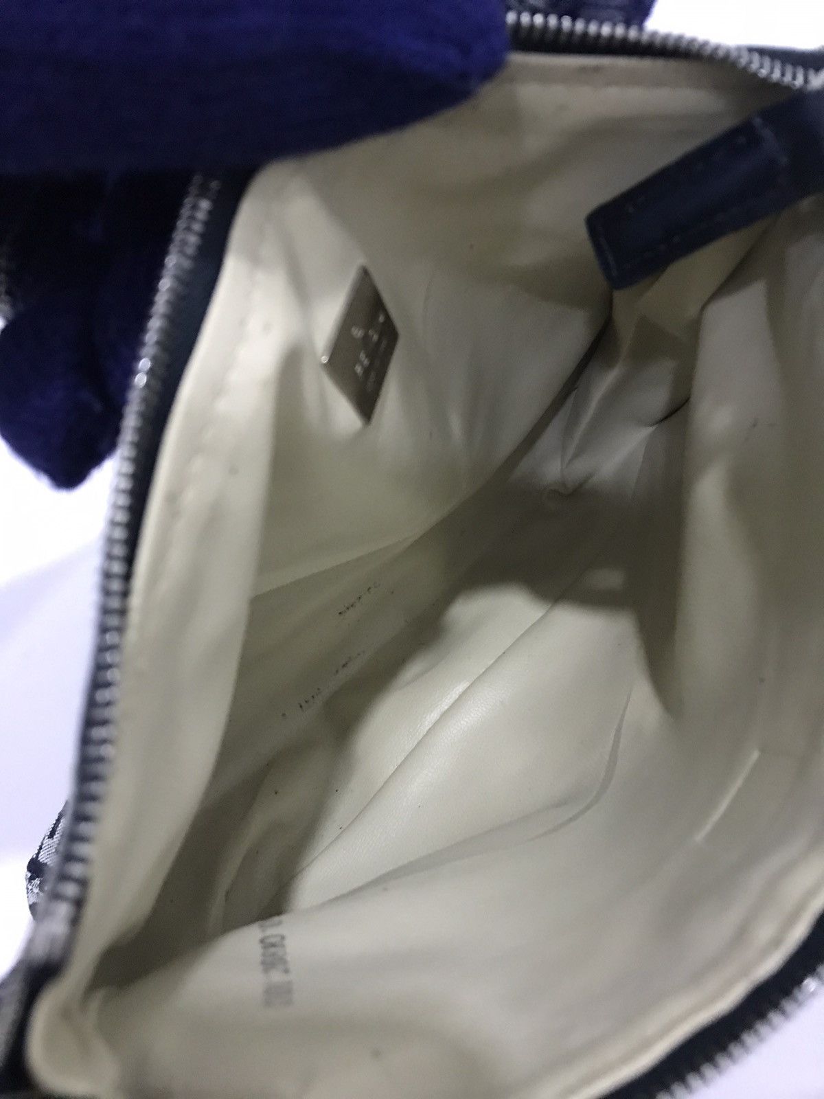 ❌Last Drop❌🔥Rare🔥Authentic Fendi FF Mini Handcarry bag