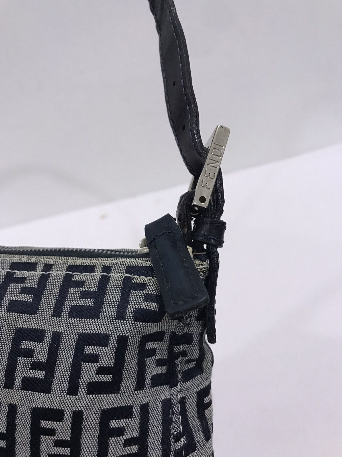 ❌Last Drop❌🔥Rare🔥Authentic Fendi FF Mini Handcarry bag