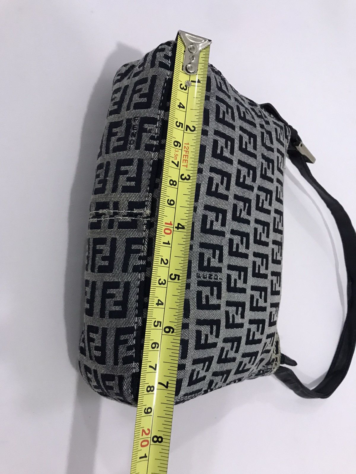 ❌Last Drop❌🔥Rare🔥Authentic Fendi FF Mini Handcarry bag