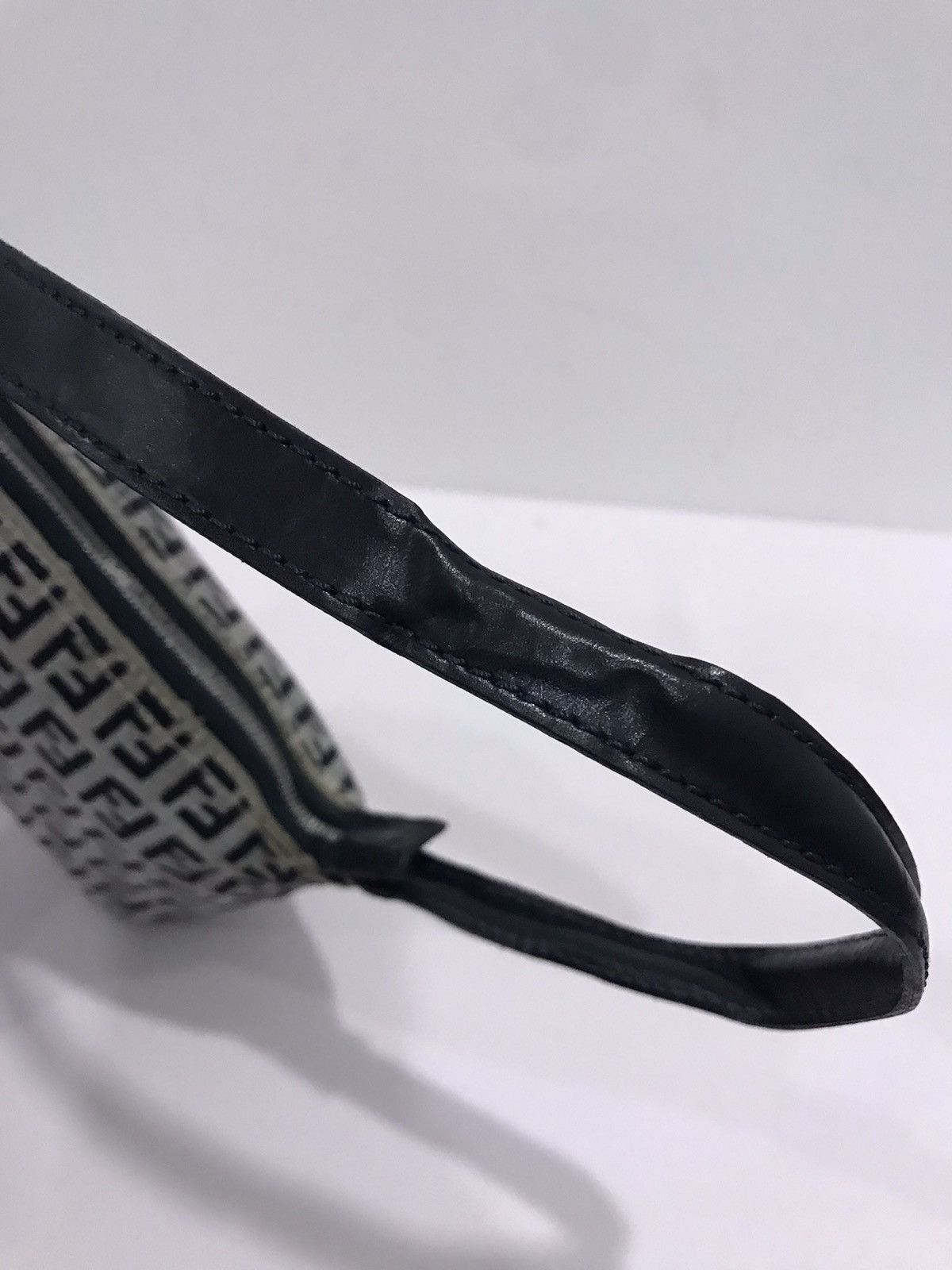 ❌Last Drop❌🔥Rare🔥Authentic Fendi FF Mini Handcarry bag